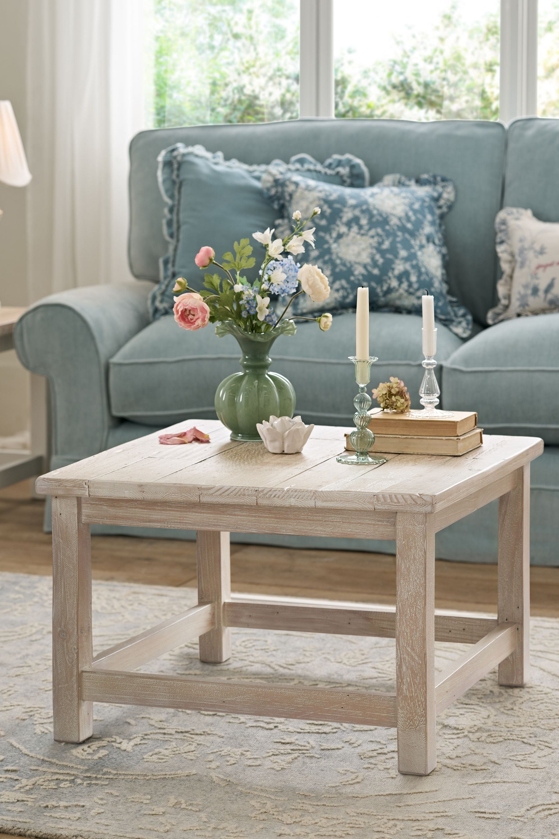 Shabby Chic by Rachel Ashwell Oak Loretta Coffee Table
