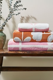 Orla Kiely Pink Cut Stem Tulip Paprika Towel - Image 2 of 6