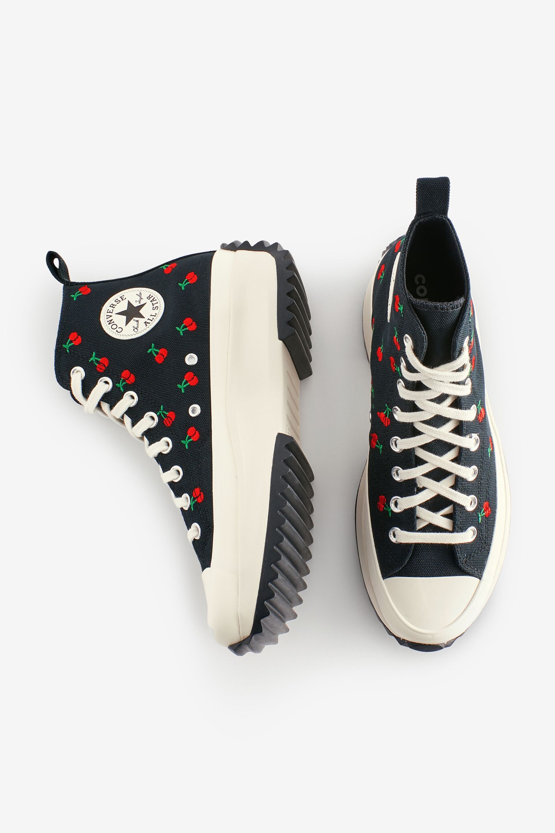 Converse Black Cherry Print Run Star Hike Trainers - Image 6 of 9