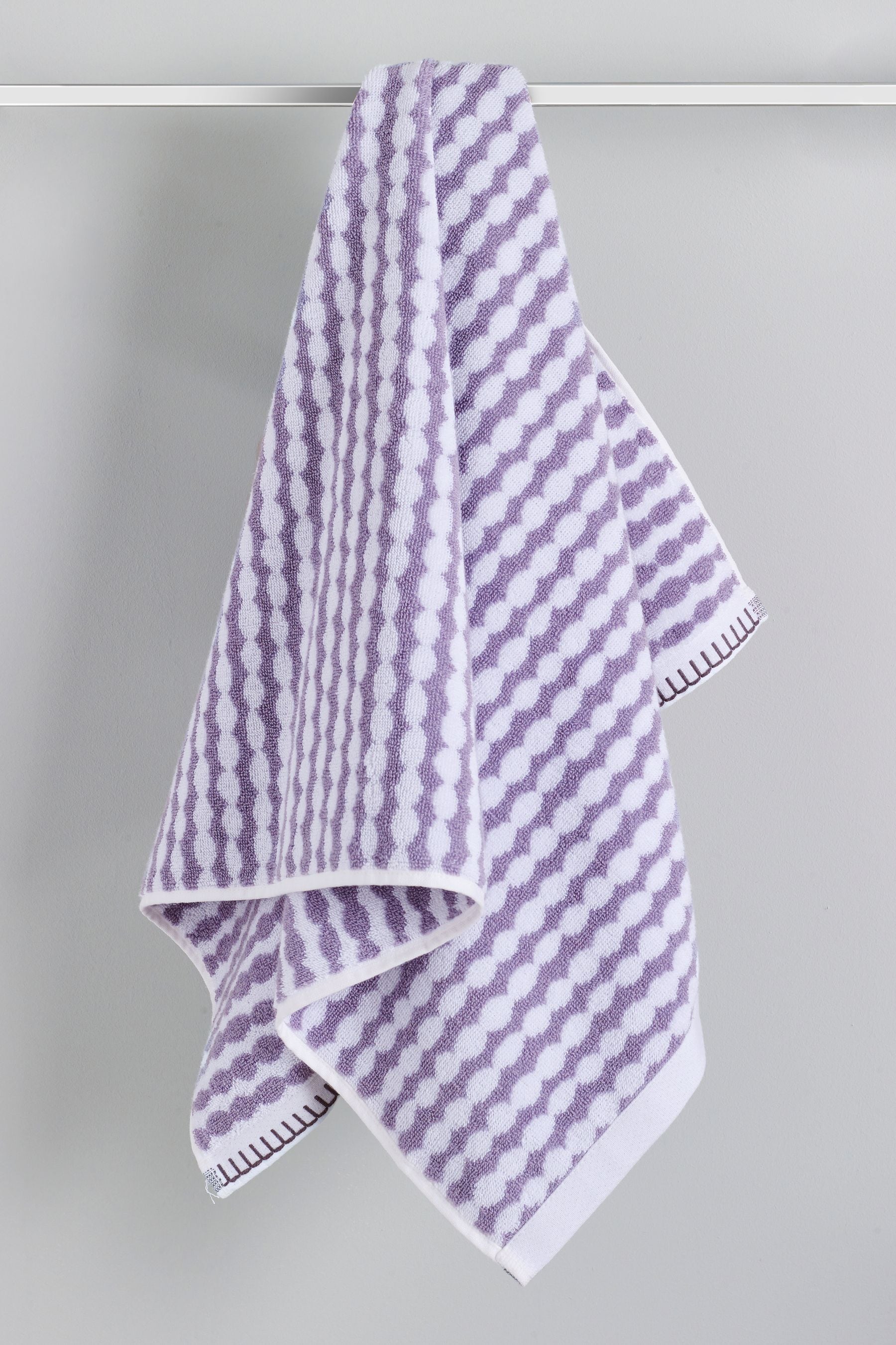 Purple striped bath towels outlet