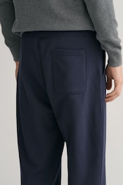 GANT Evening Blue Shield Logo Joggers - Image 4 of 5