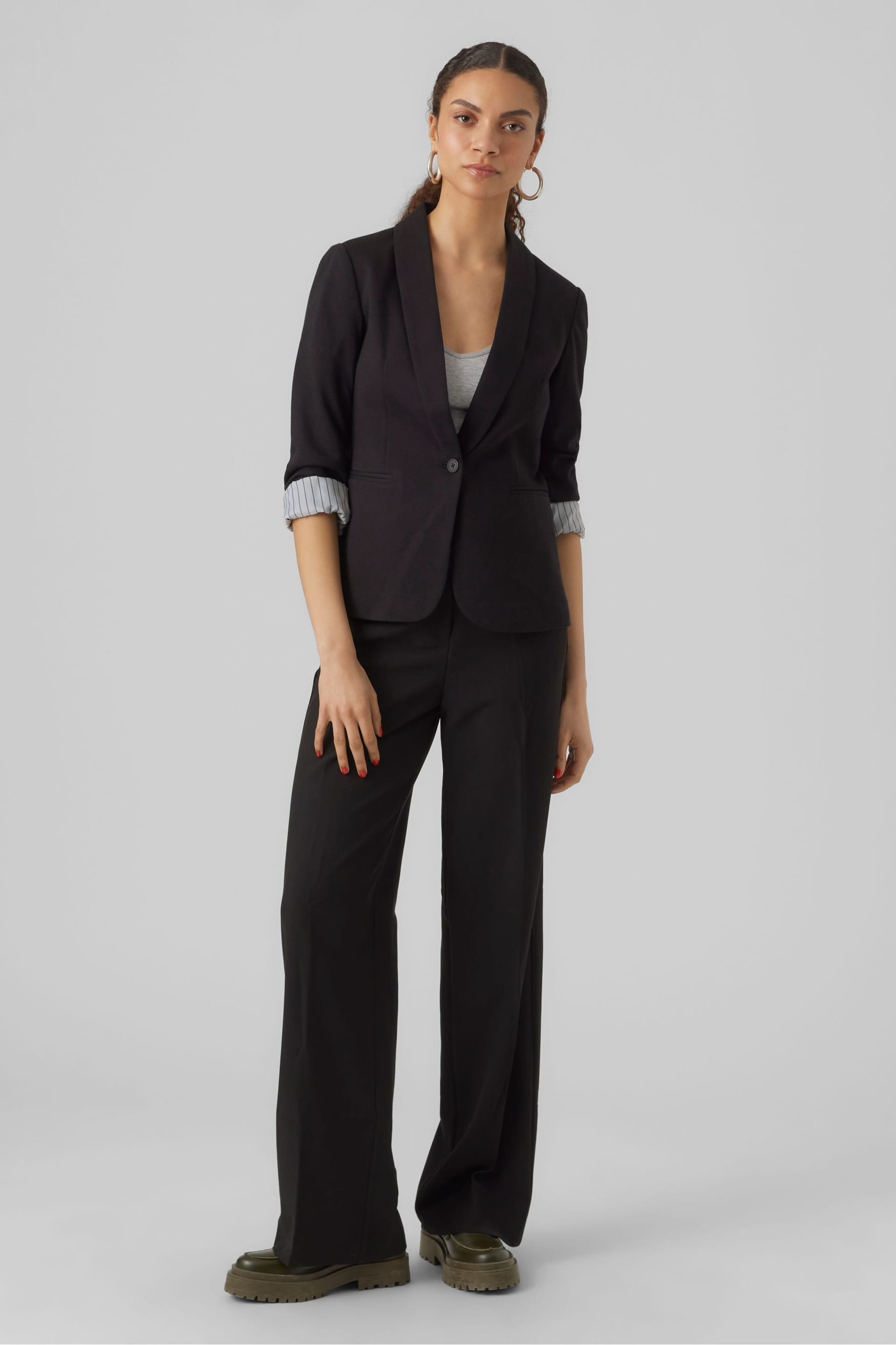 VERO MODA Black 3/4 Rolled Sleeve Smart Blazer - Image 2 of 5