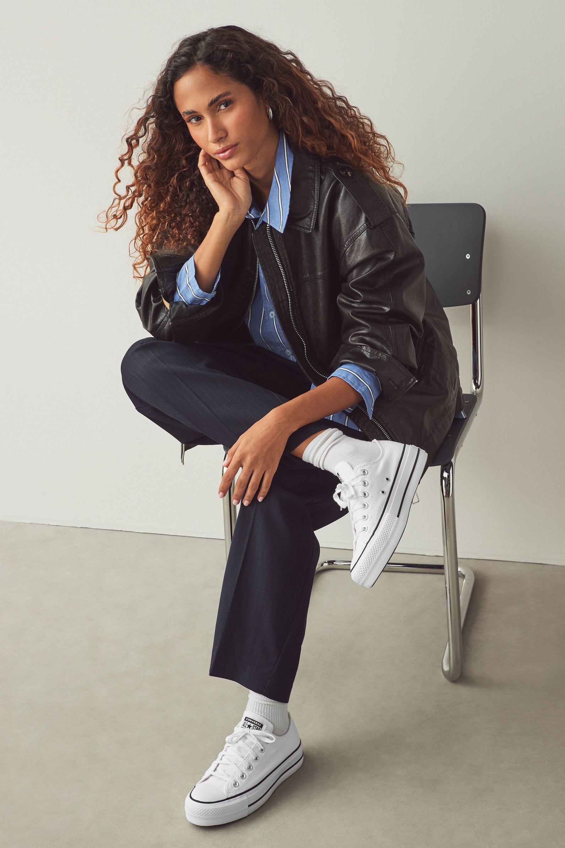 Converse chuck taylor discount ox platform white trainers