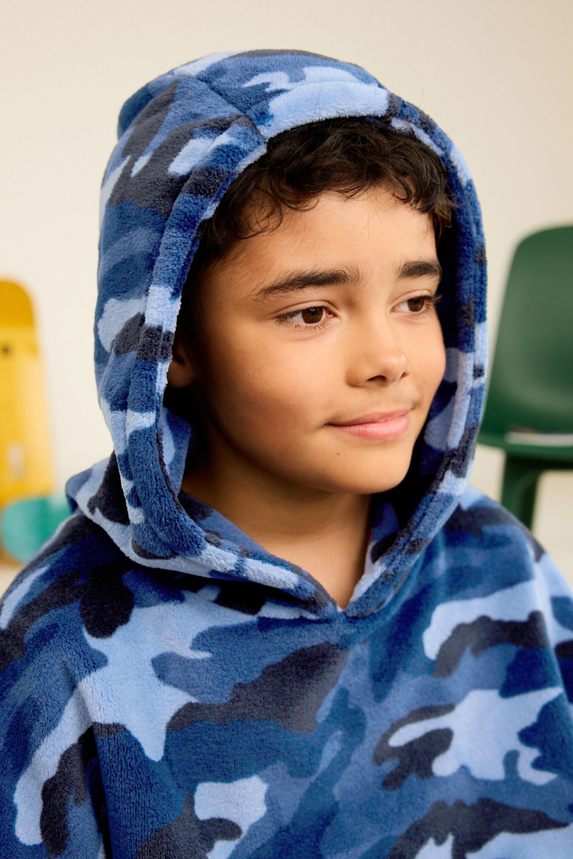 Navy Blue Camouflage Hooded Blanket (3-16yrs) - Image 4 of 7