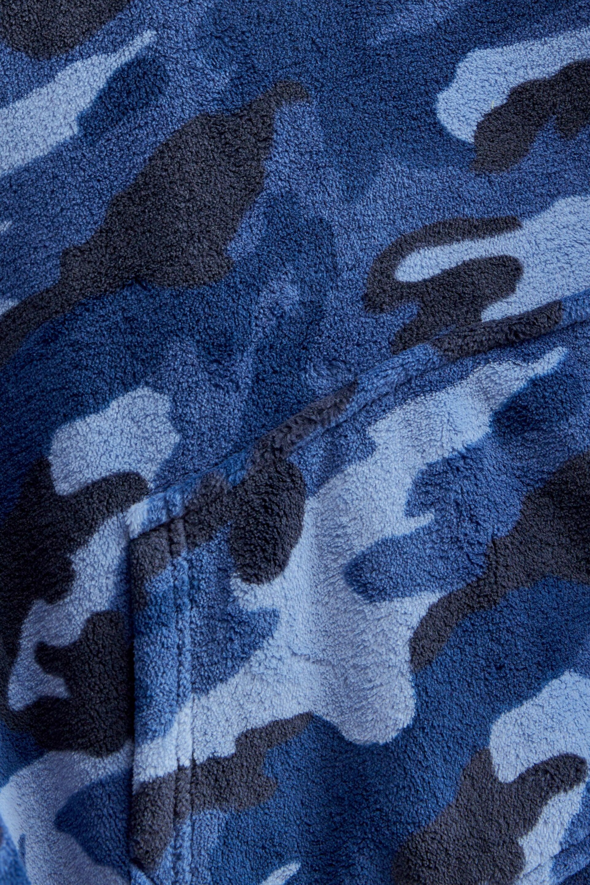 Navy Blue Camouflage Hooded Blanket (3-16yrs) - Image 7 of 7