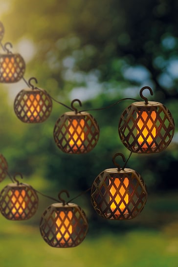 Premier Decorations Ltd 10 Solar Flickering Lantern Outdoor String Lights