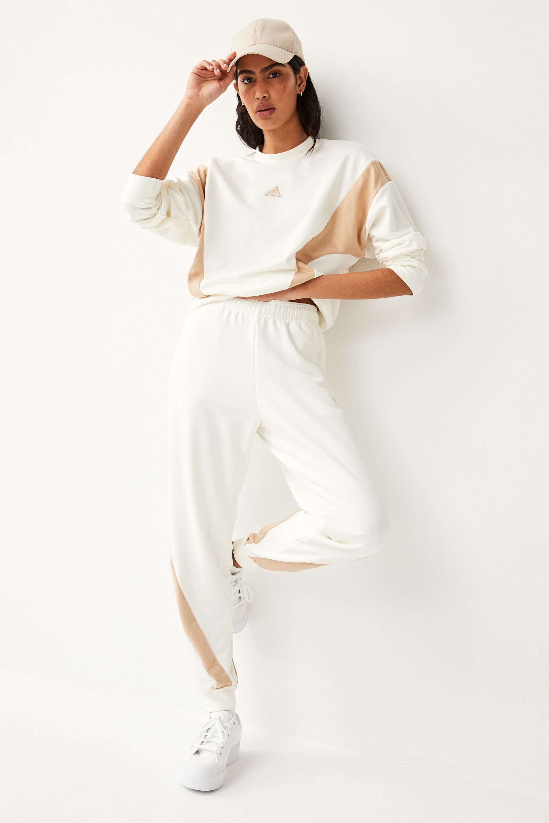 All white best sale tracksuit womens