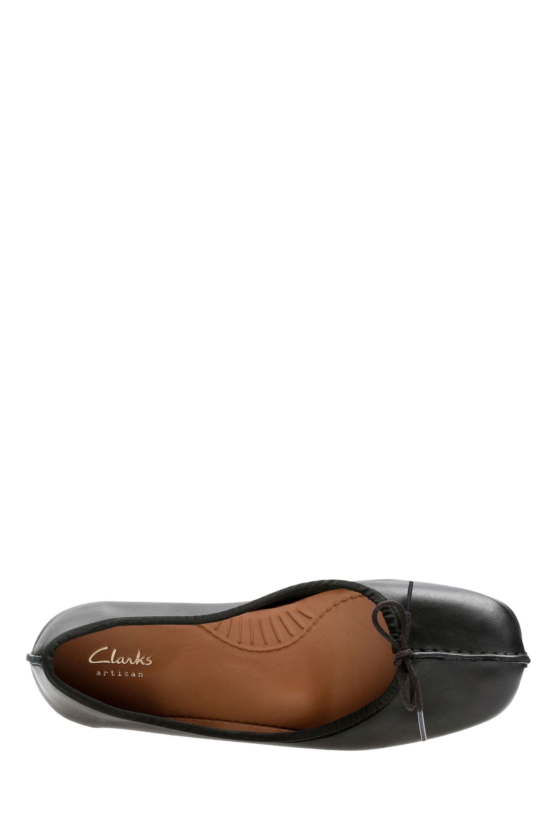 Clarks Black Leather Freckle Ice Shoes - Image 6 of 7