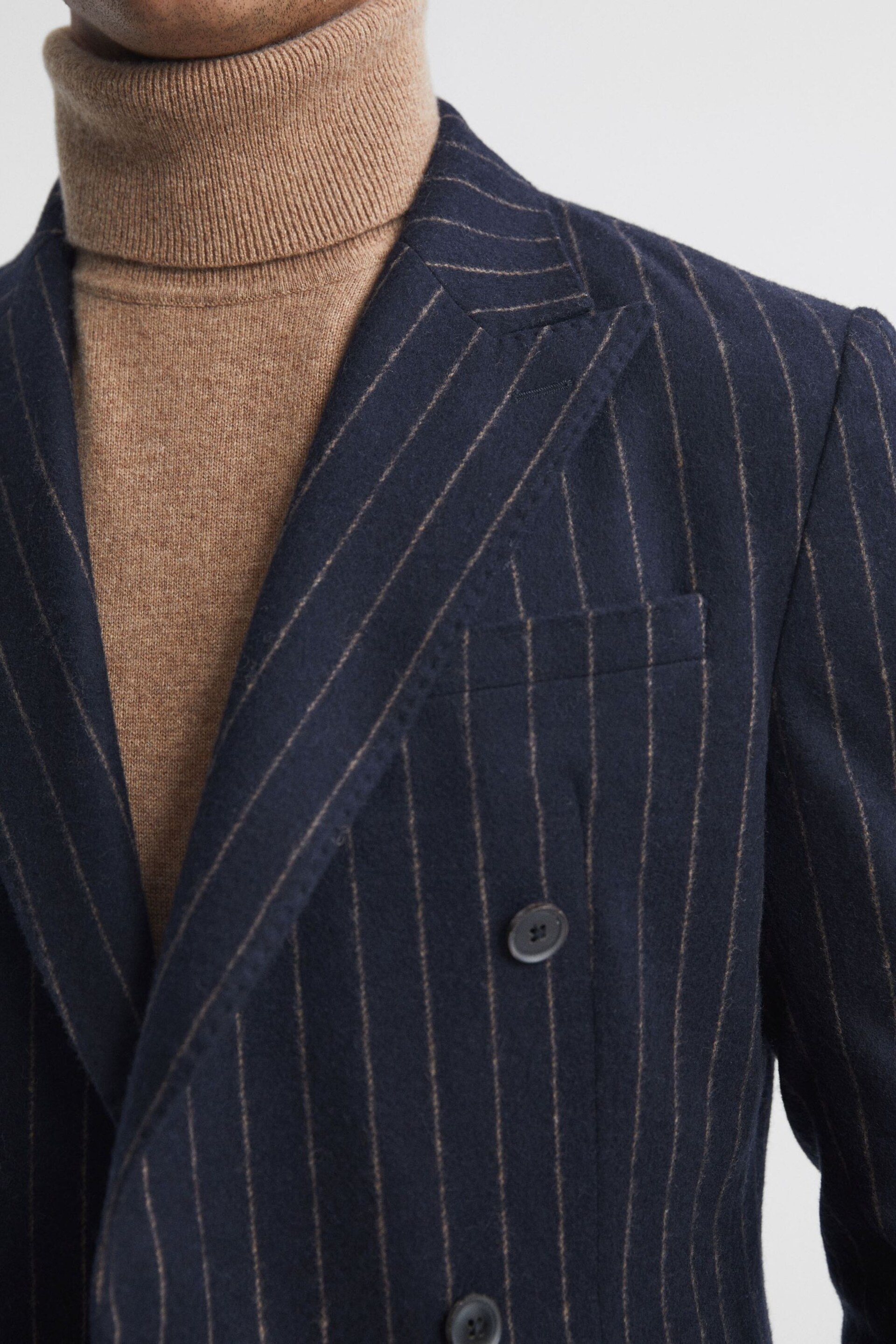 Reiss Navy Patch Slim Fit Wool Double Breasted Pinstripe Blazer - Image 4 of 7