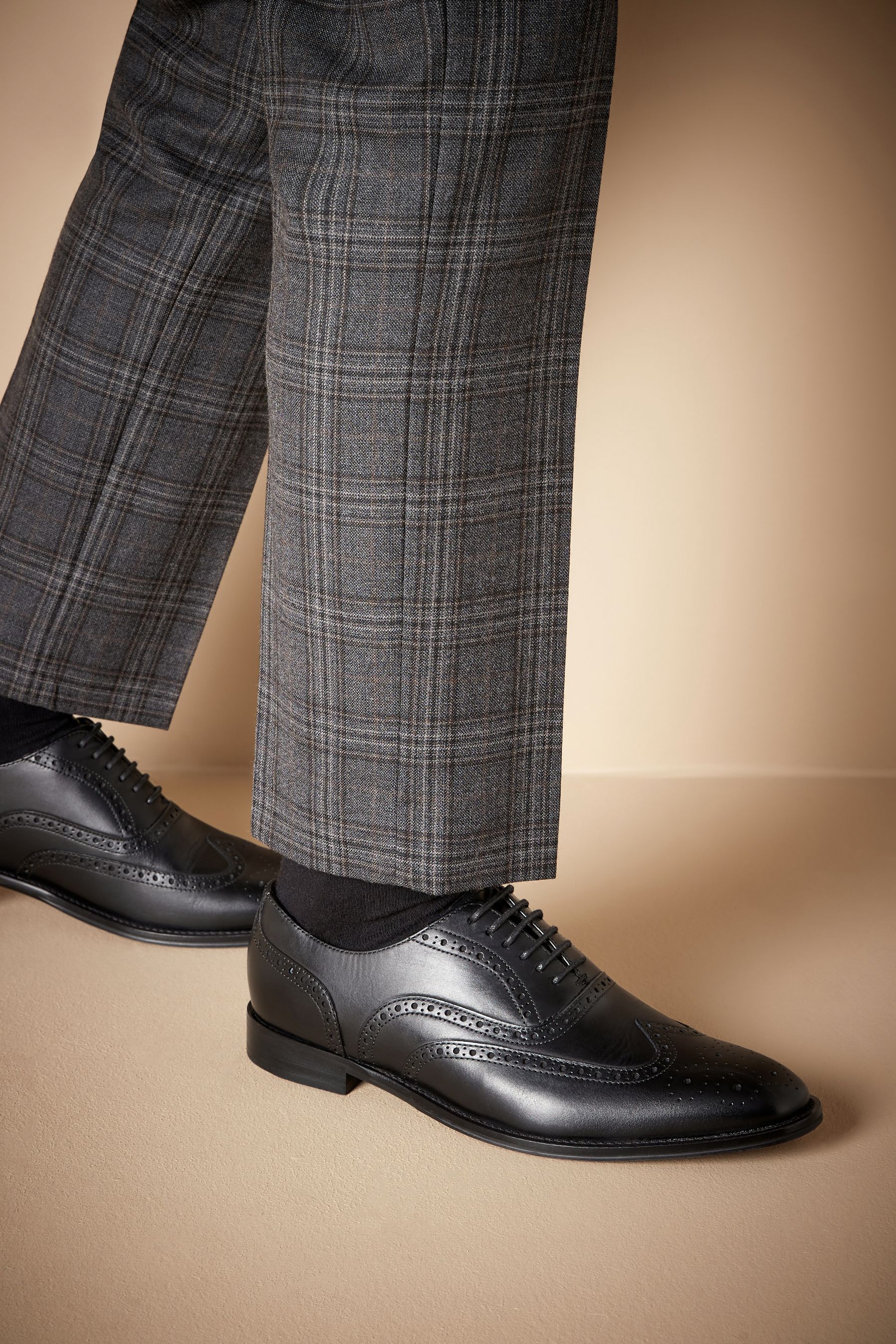 Buy Black Regular Fit Signature Italian Leather Wing Cap Brogues