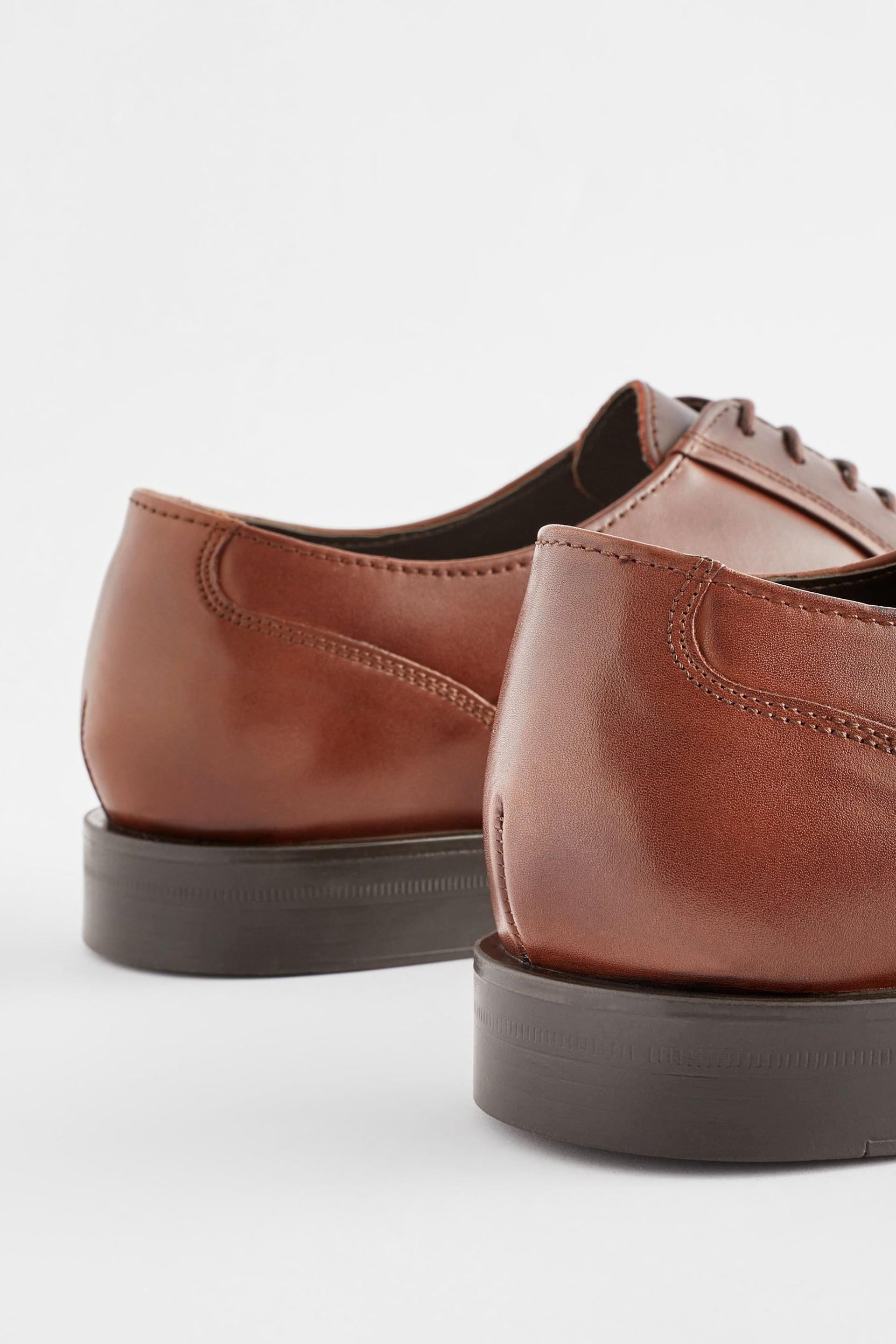 Brown Leather Oxford Toecap Shoes - Image 5 of 6