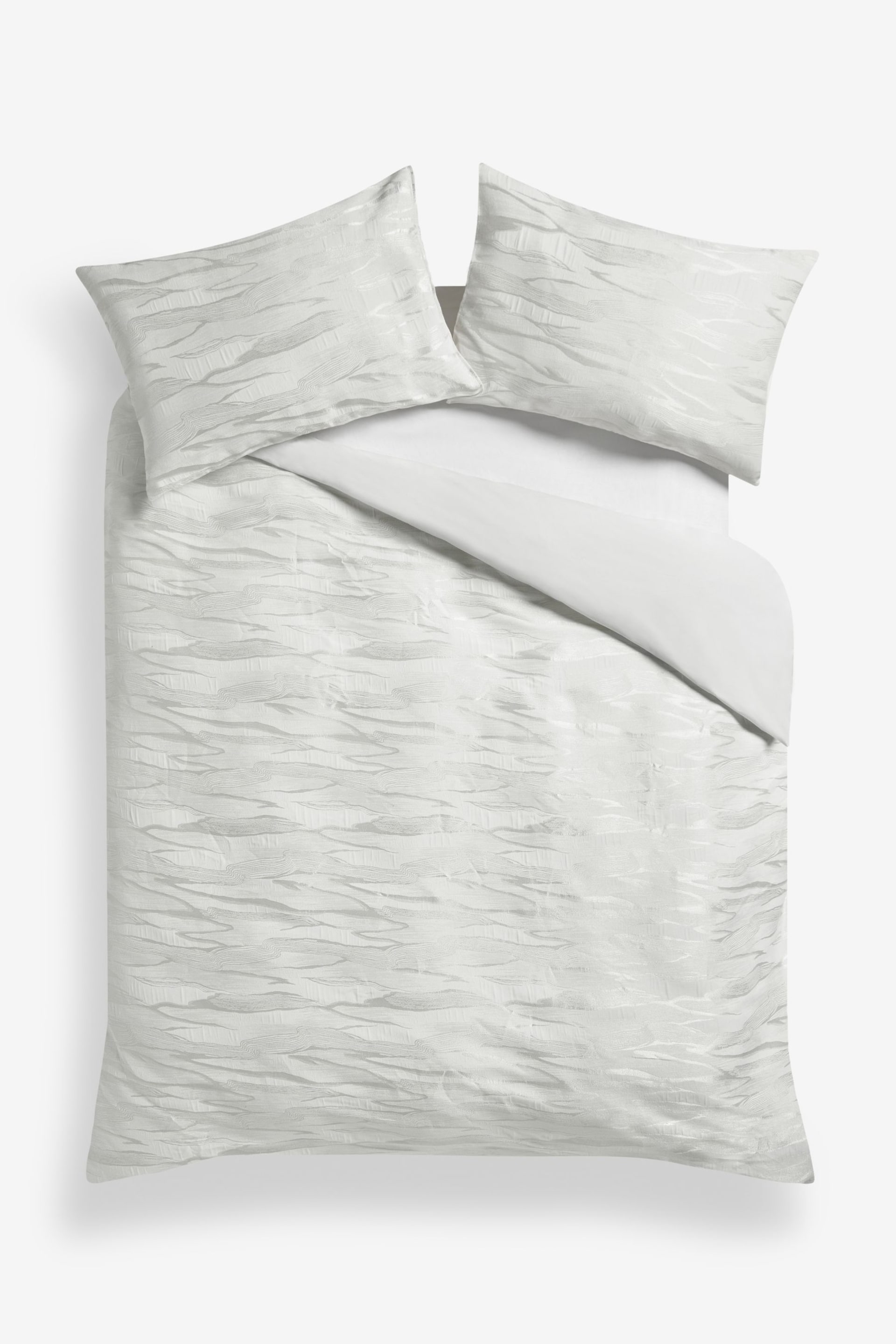 Silver/White Valencia Marble Jacquard Duvet Cover and Pillowcase Set - Image 5 of 6