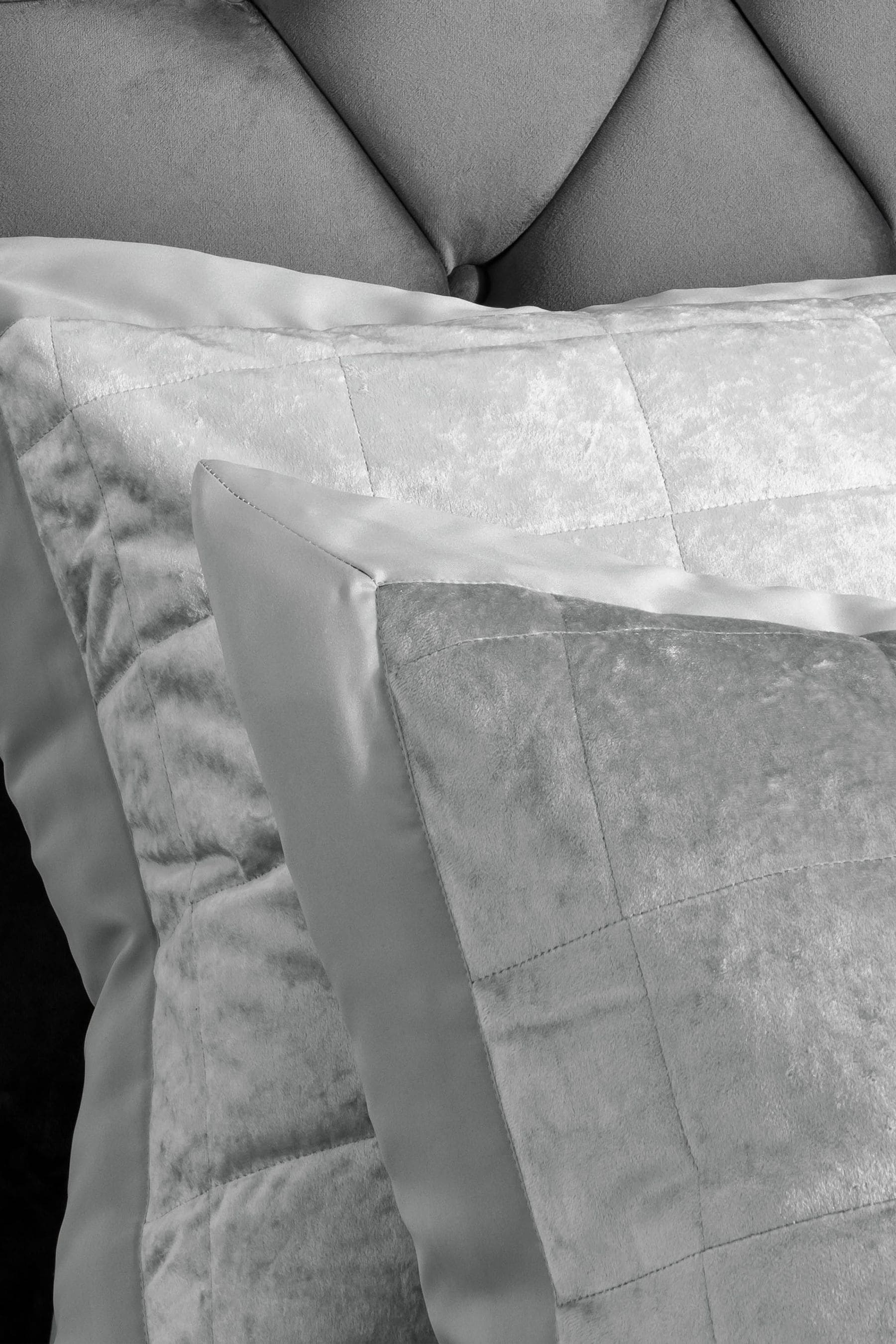 Grey velvet discount pillow shams