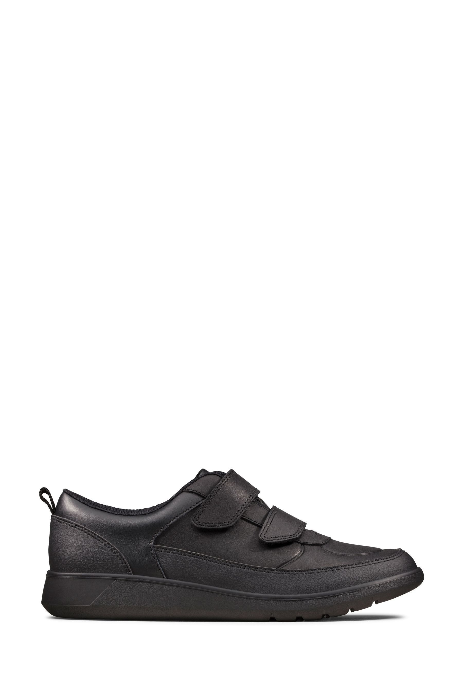 Clarks scape hot sale street youth