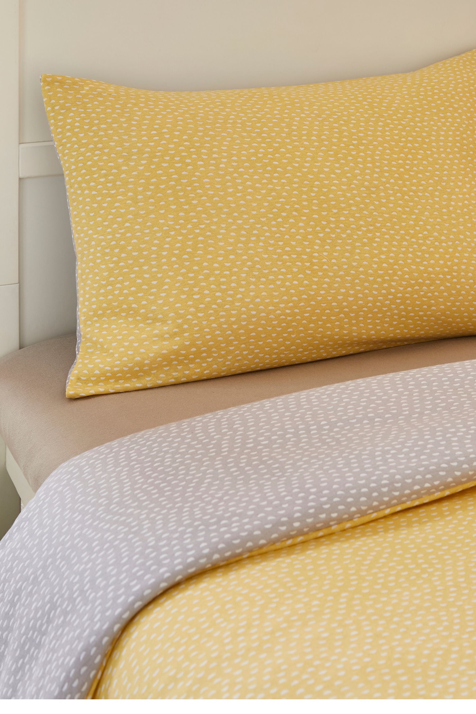 Yellow cot bed sheets on sale