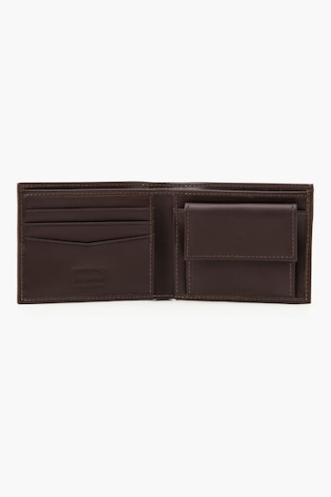 Levi's® Brown Hunter Leather Wallet