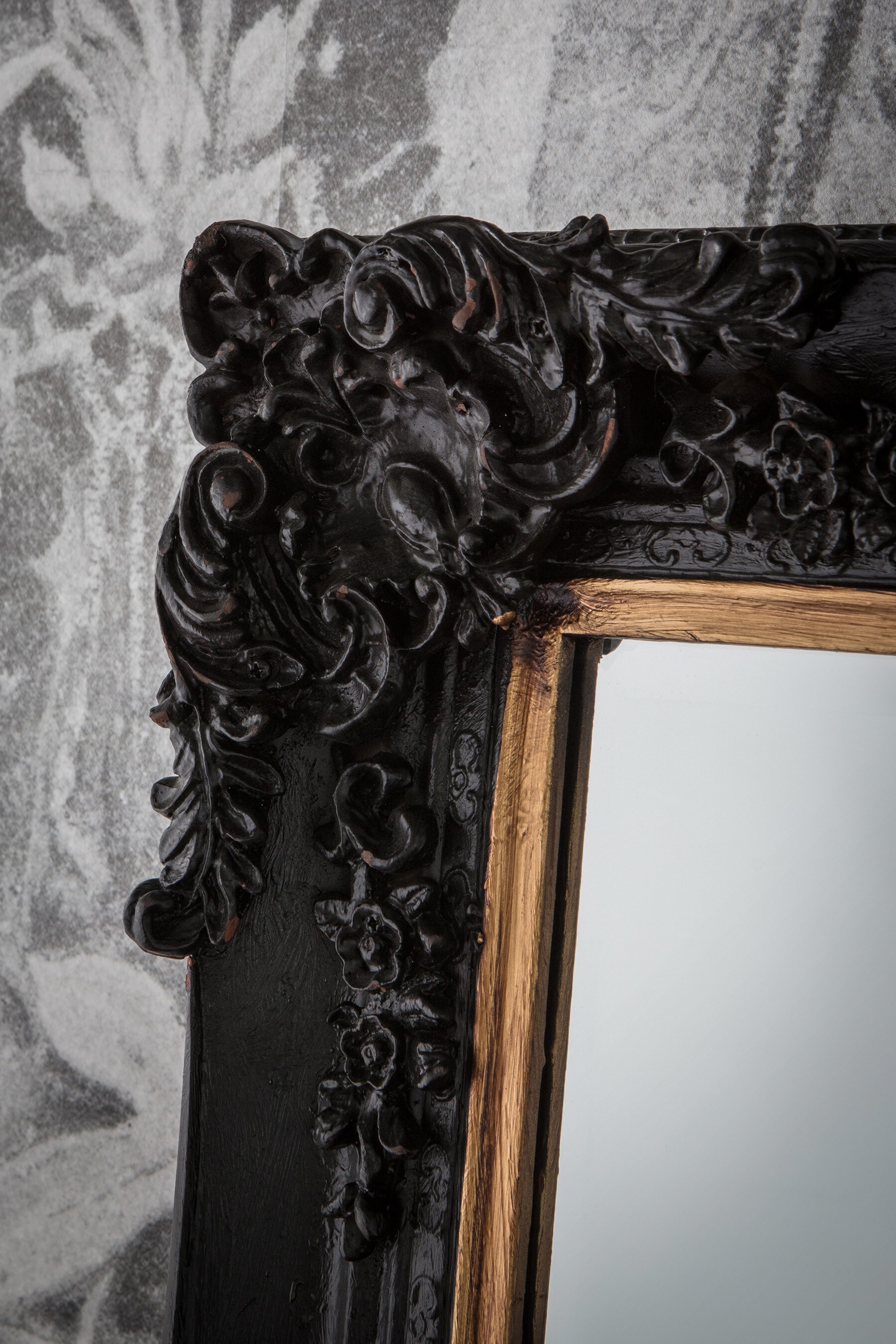 Black ornate mirror hotsell
