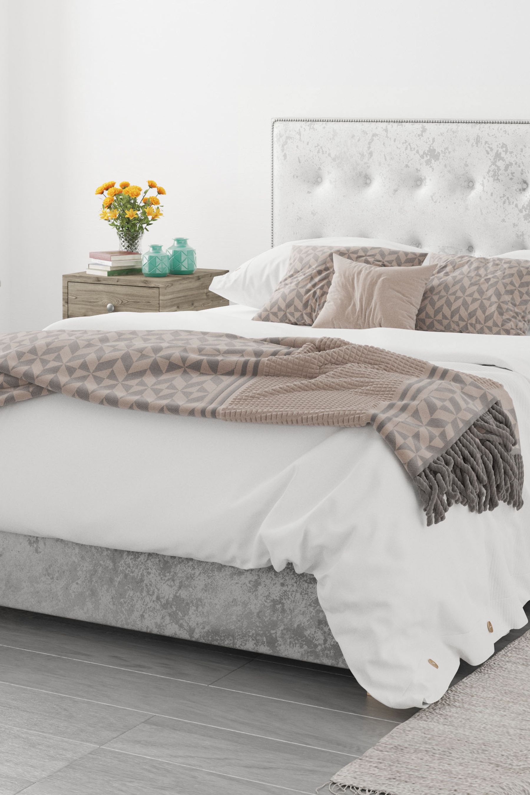 Aspire Furniture Silver Presley Ottoman Bed