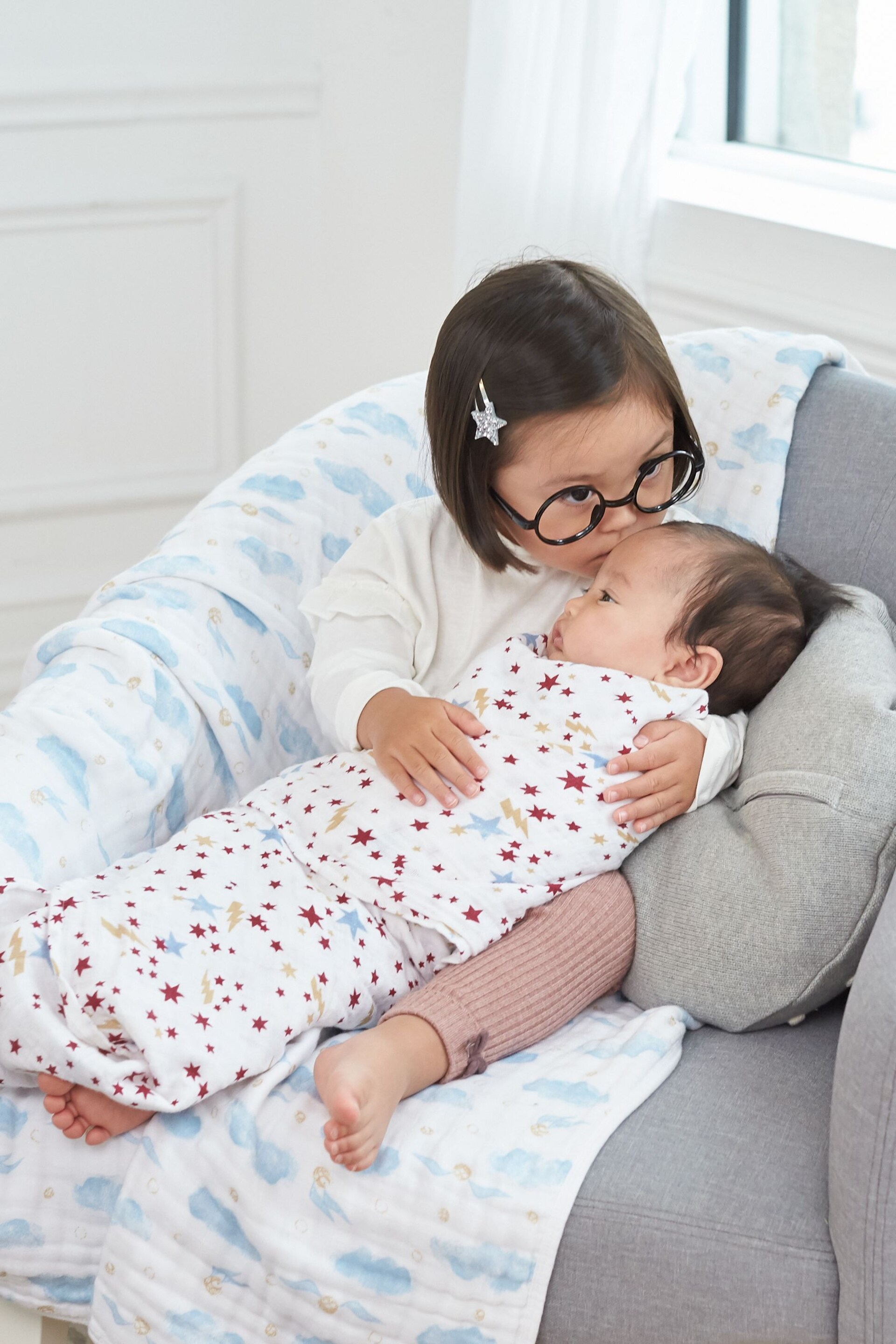 aden + anais White White Blanket - Image 4 of 5