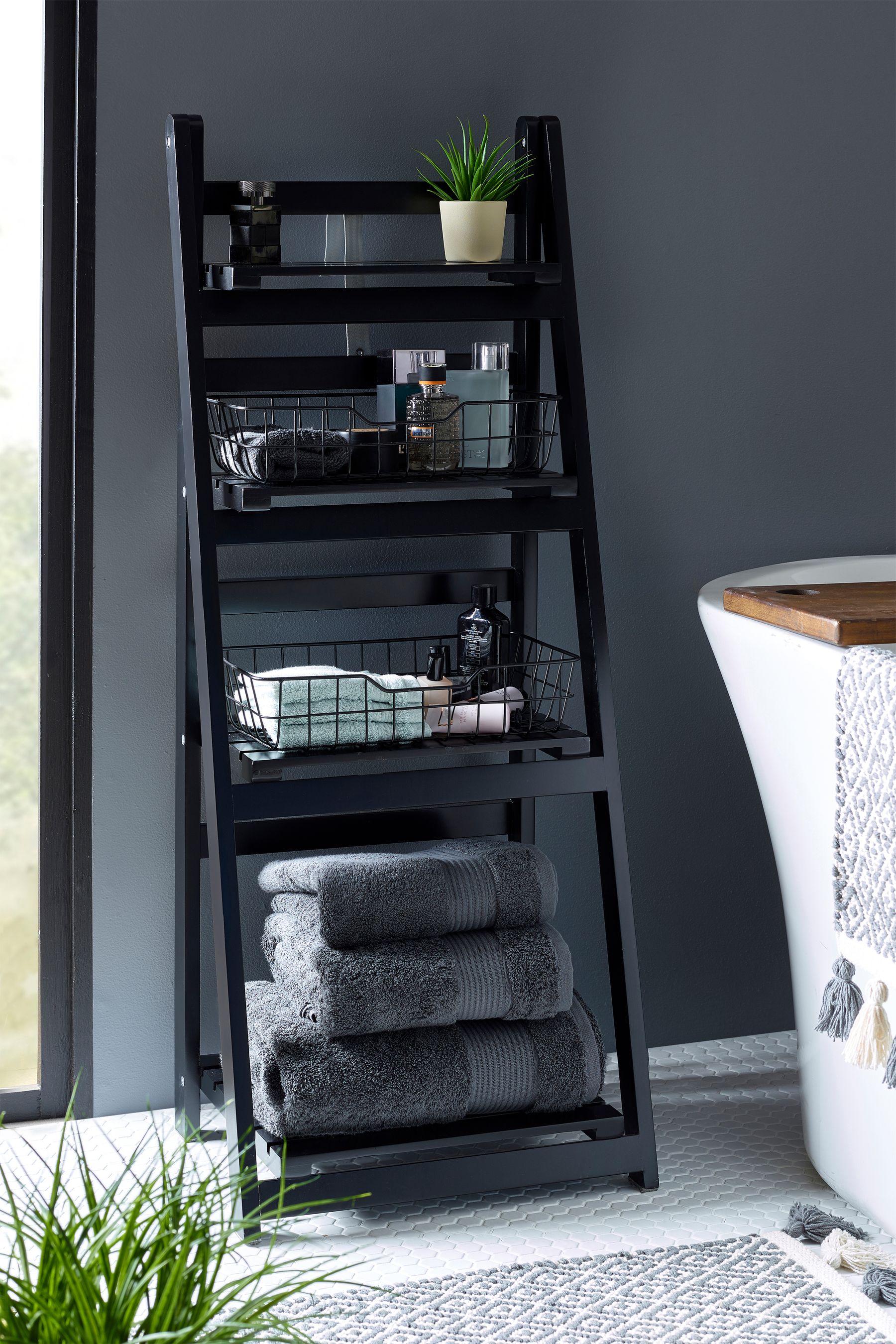 Bathroom sales ladder storage