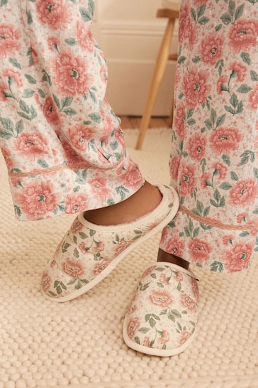 Laura Ashley Cream Wild Roses Print Quilted Mule Slippers