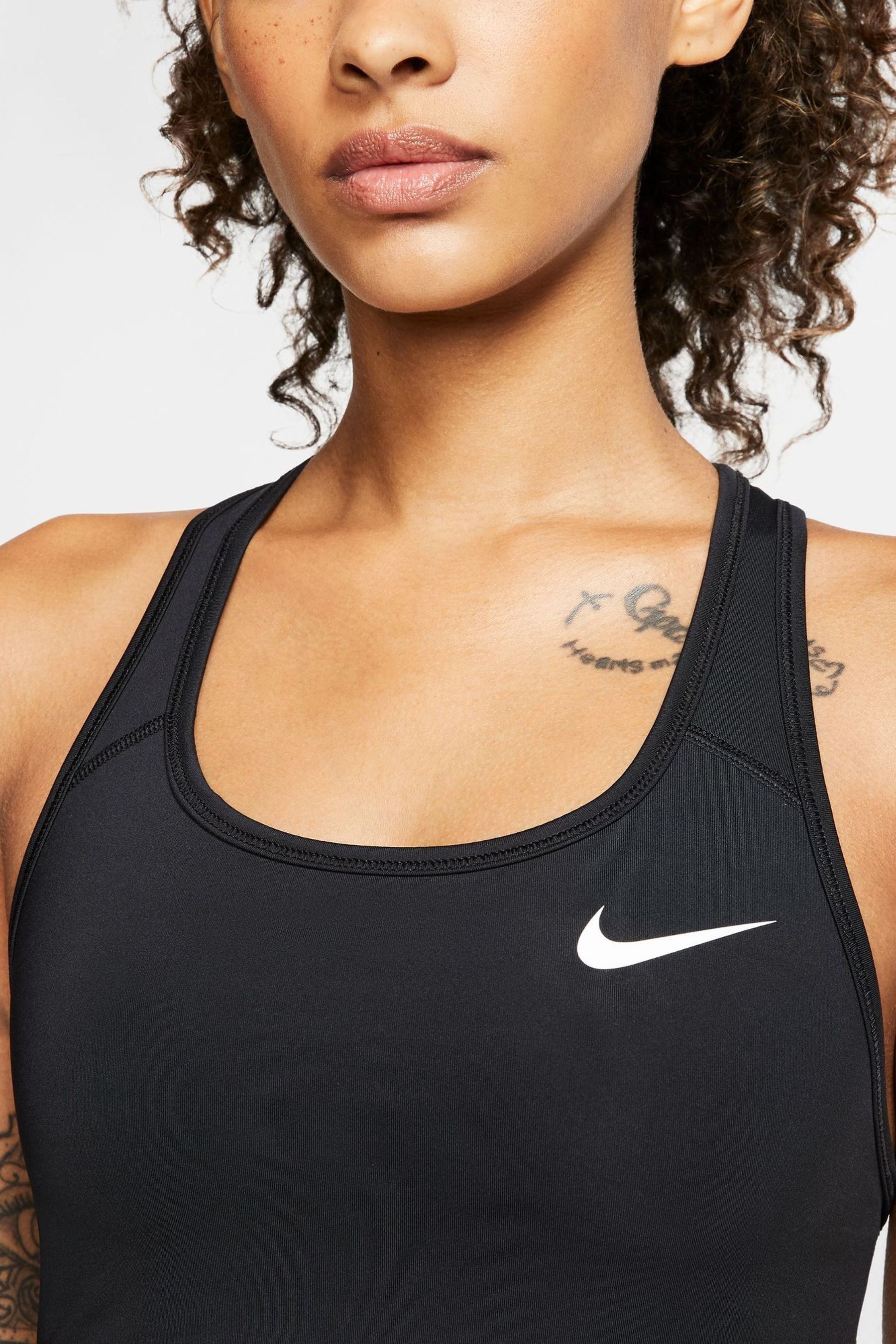 Women's medium support sports bra nike swoosh cheap