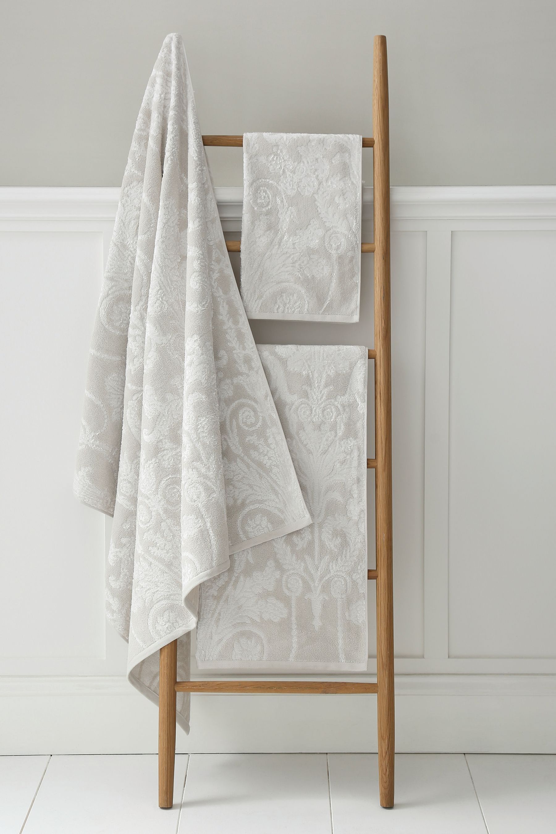 Dove grey towels shop