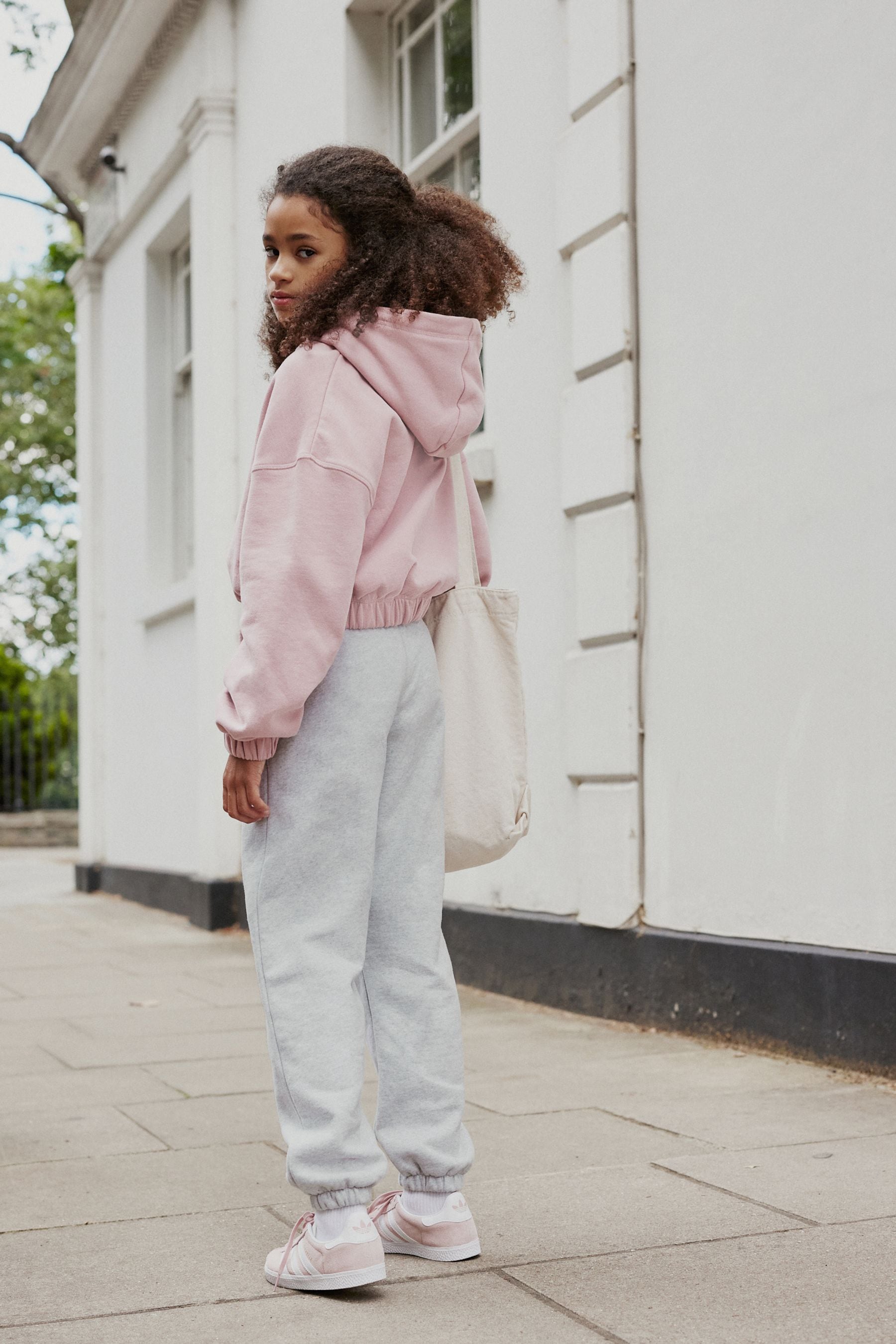 Grey oversized 90s joggers 2025