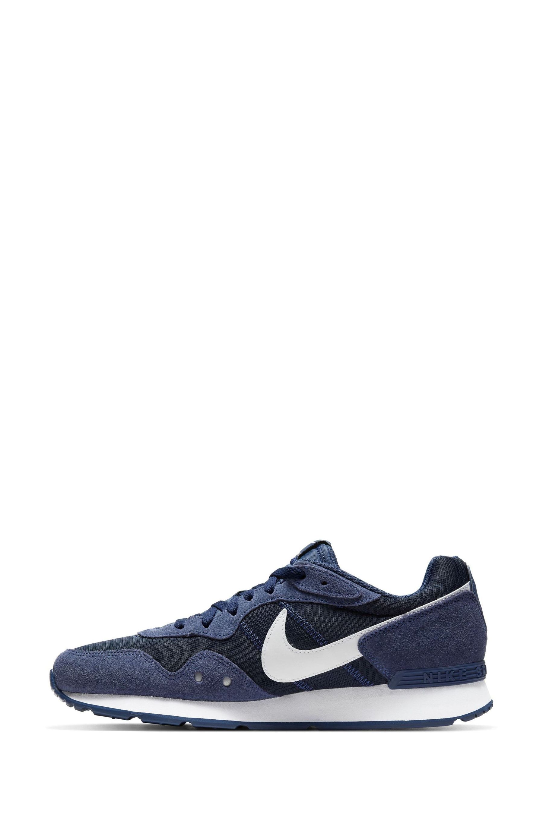 Nike Navy Venture Runner Trainers