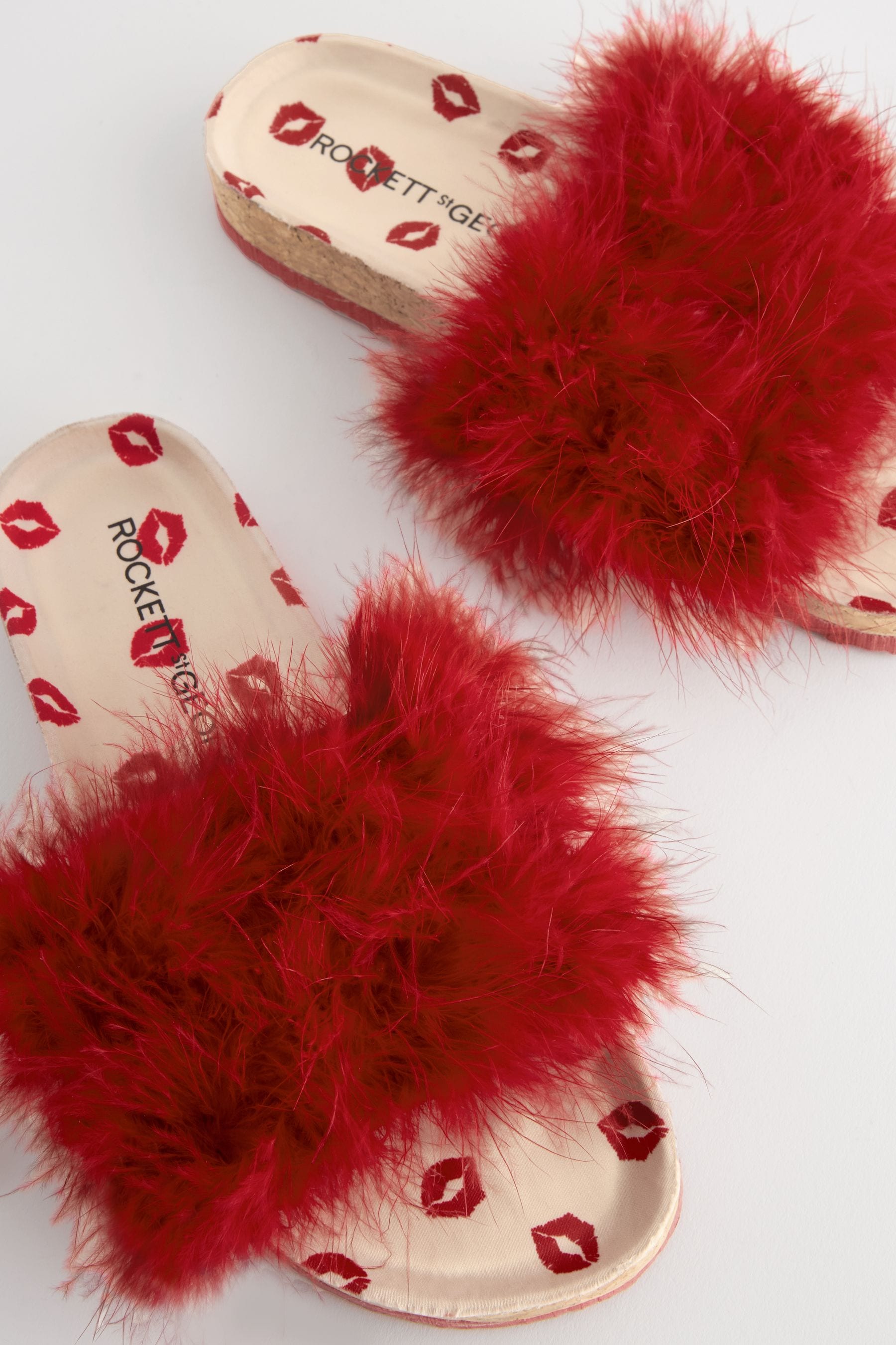 Red fluffy sliders hotsell