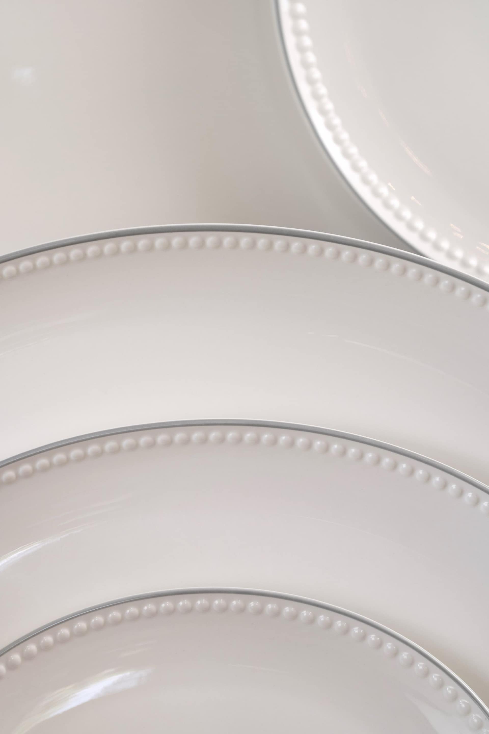 Mary Berry 16 Piece White Signature Dinner Set - Image 2 of 4