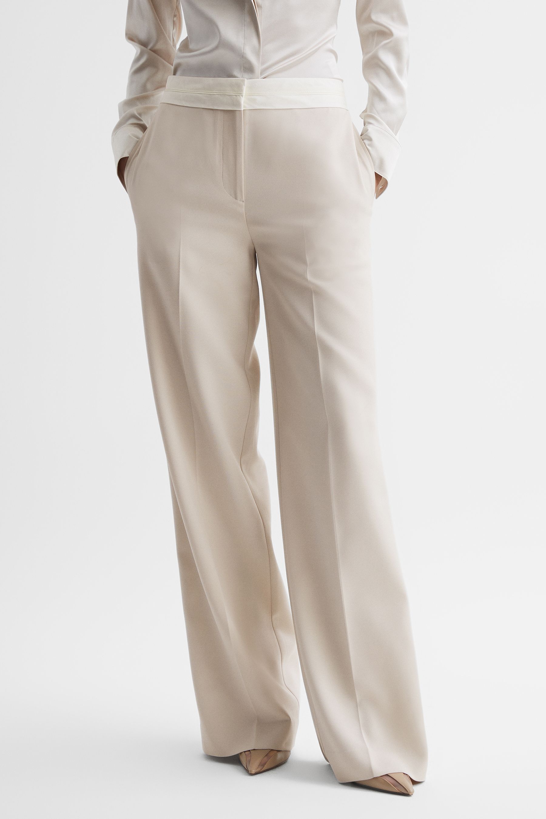 Buy Reiss Neutral Maya Petite Mid Rise Contrast Wide Leg Suit Trousers from Next Luxembourg