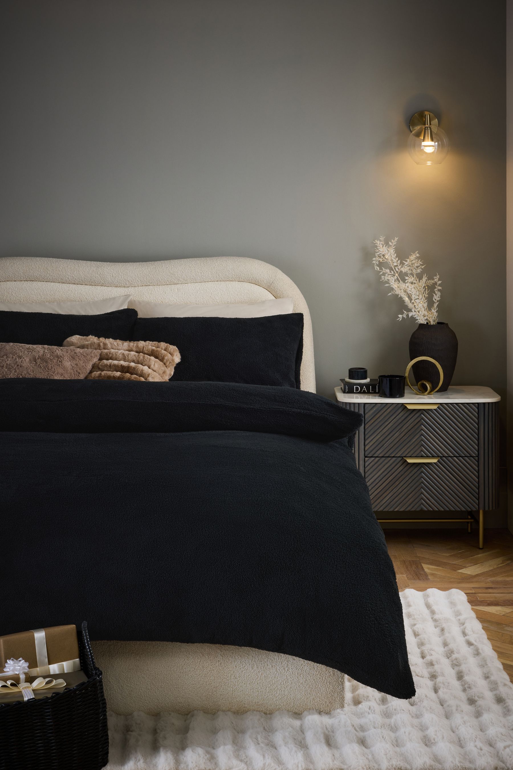 Black teddy duvet set outlet