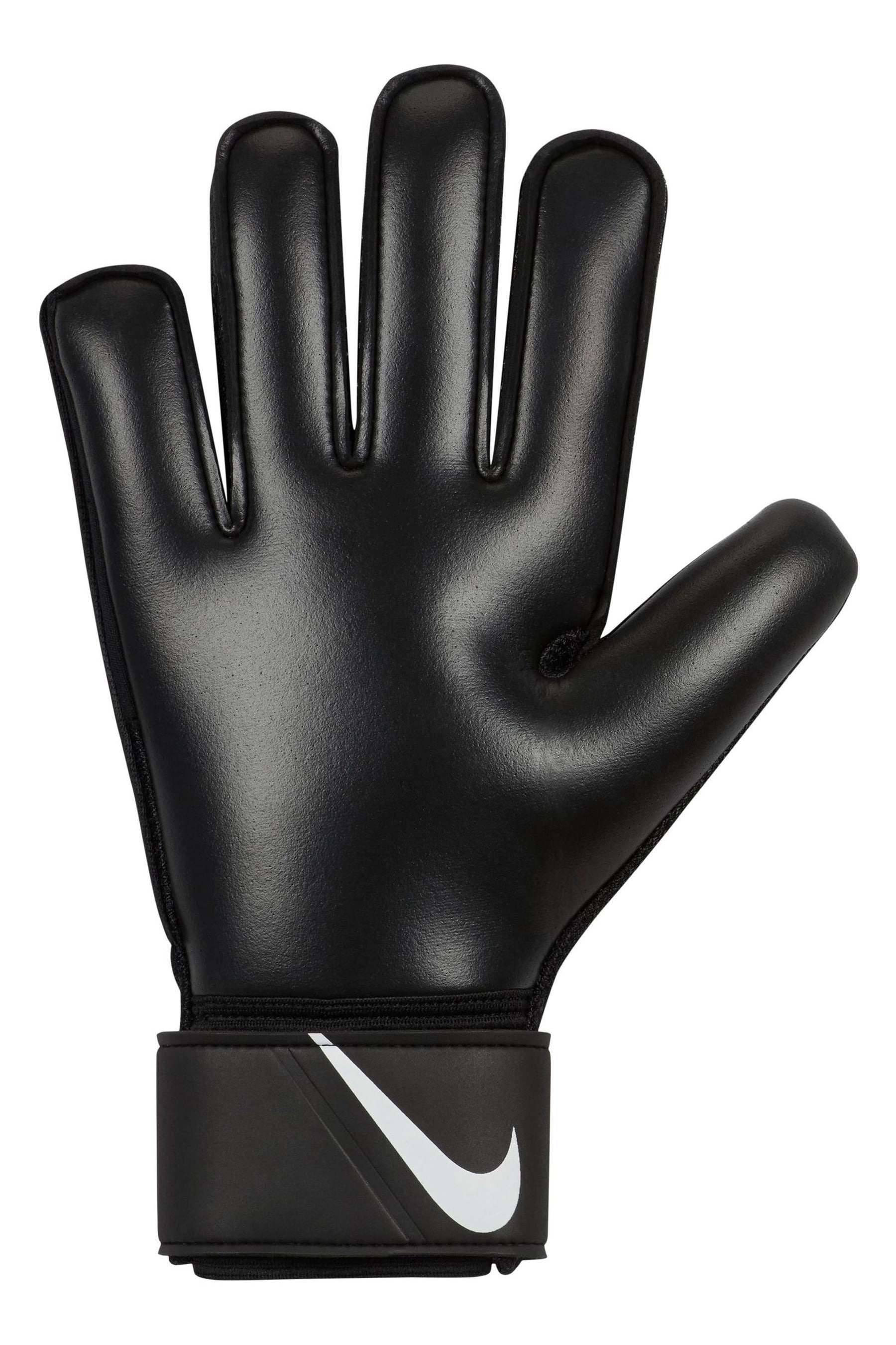 Black nike goalie shop gloves