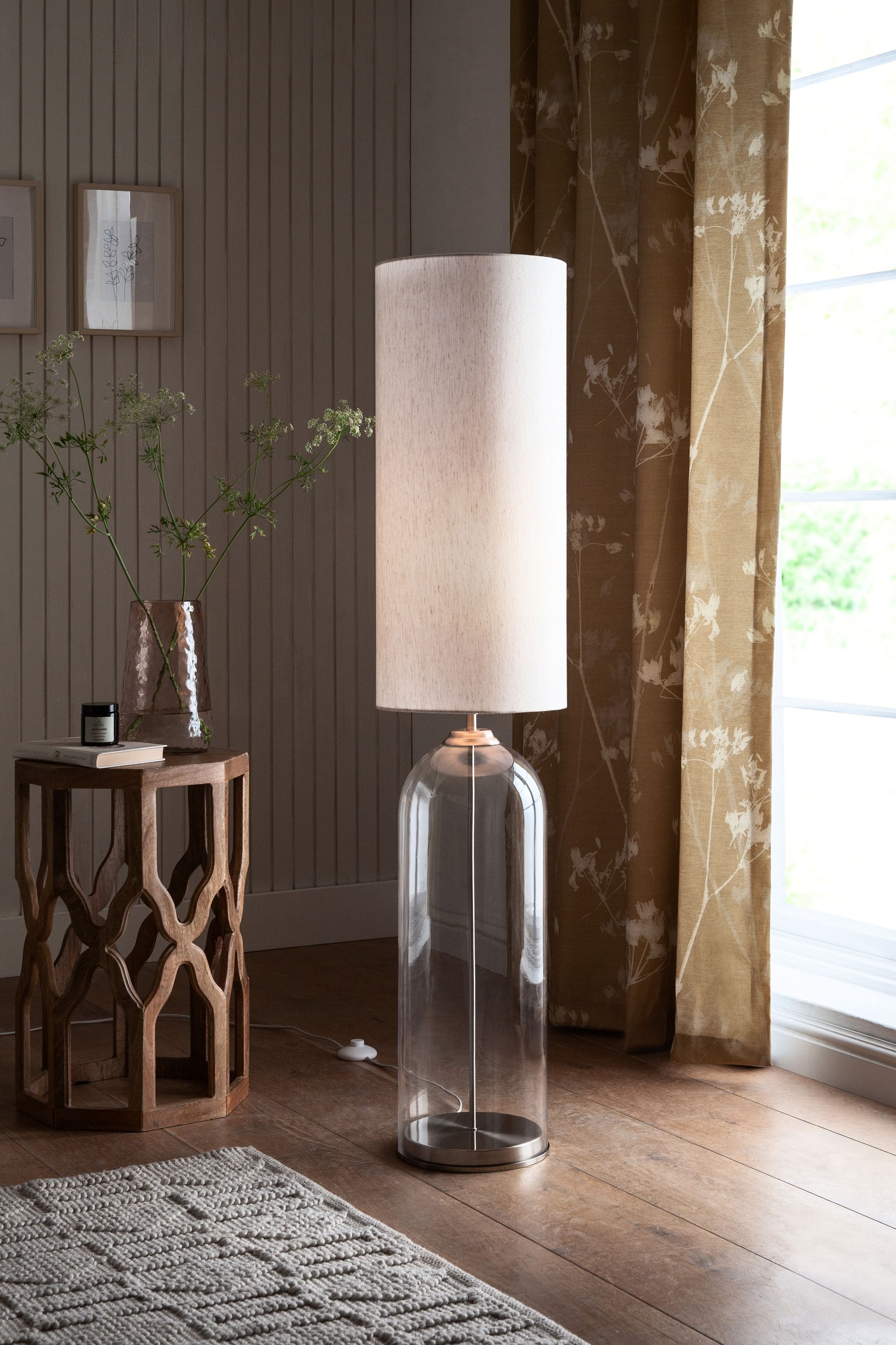Gloucester sales table lamp