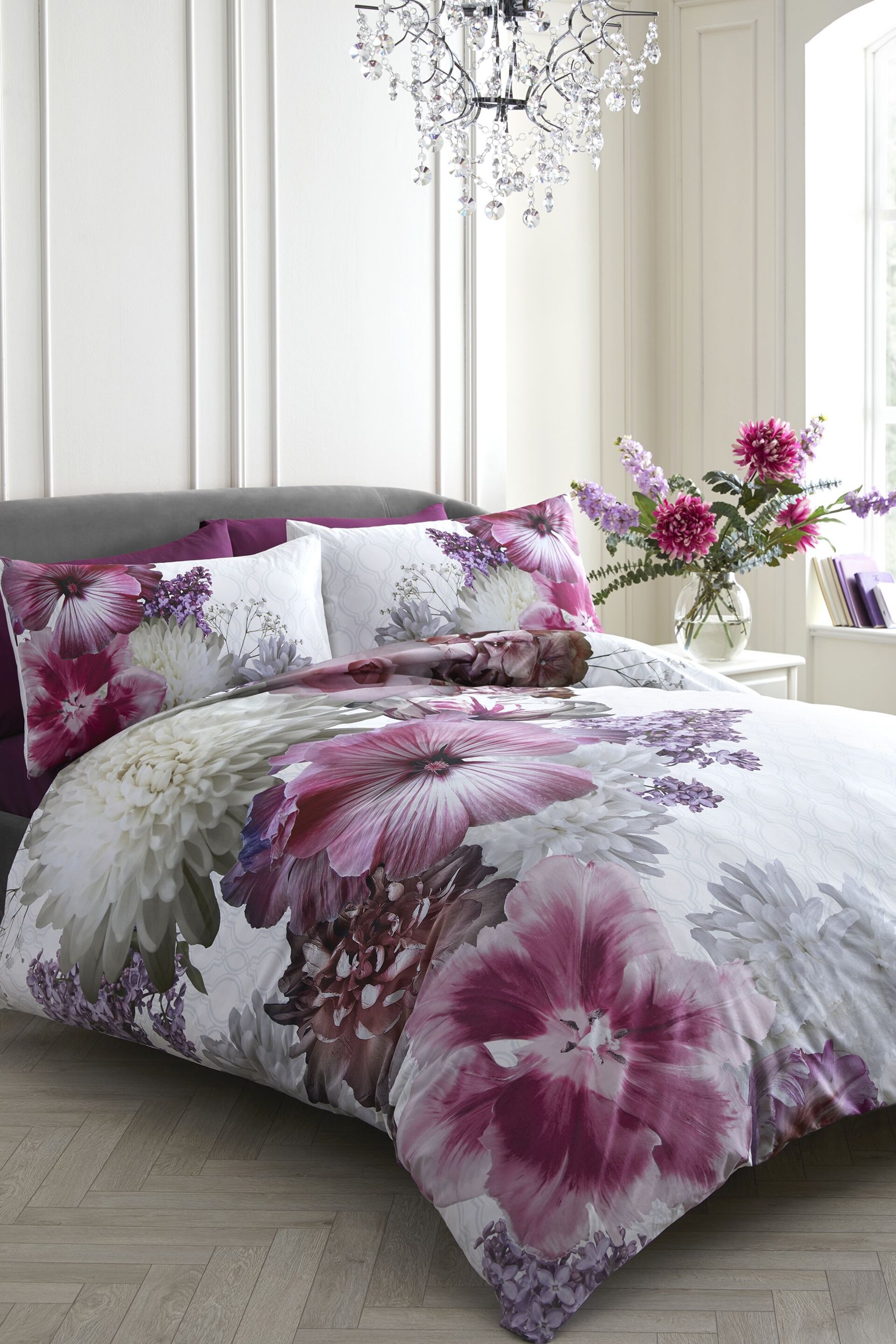 Laurence Llewelyn-Bowen Pink Mayfair Lady Large Floral Duvet Cover and Pillowcase Set - Image 3 of 4