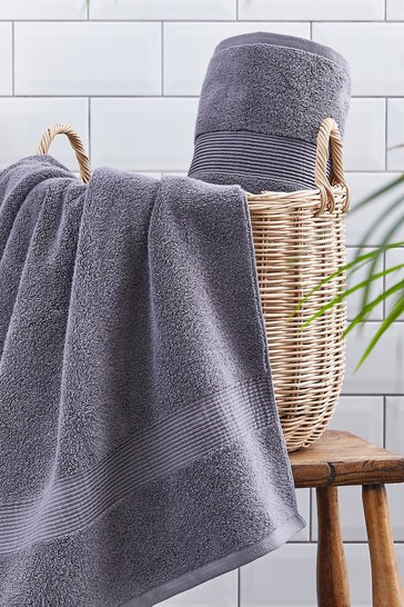 Silentnight Set of 2 Charcoal Grey Plain Dye Towels