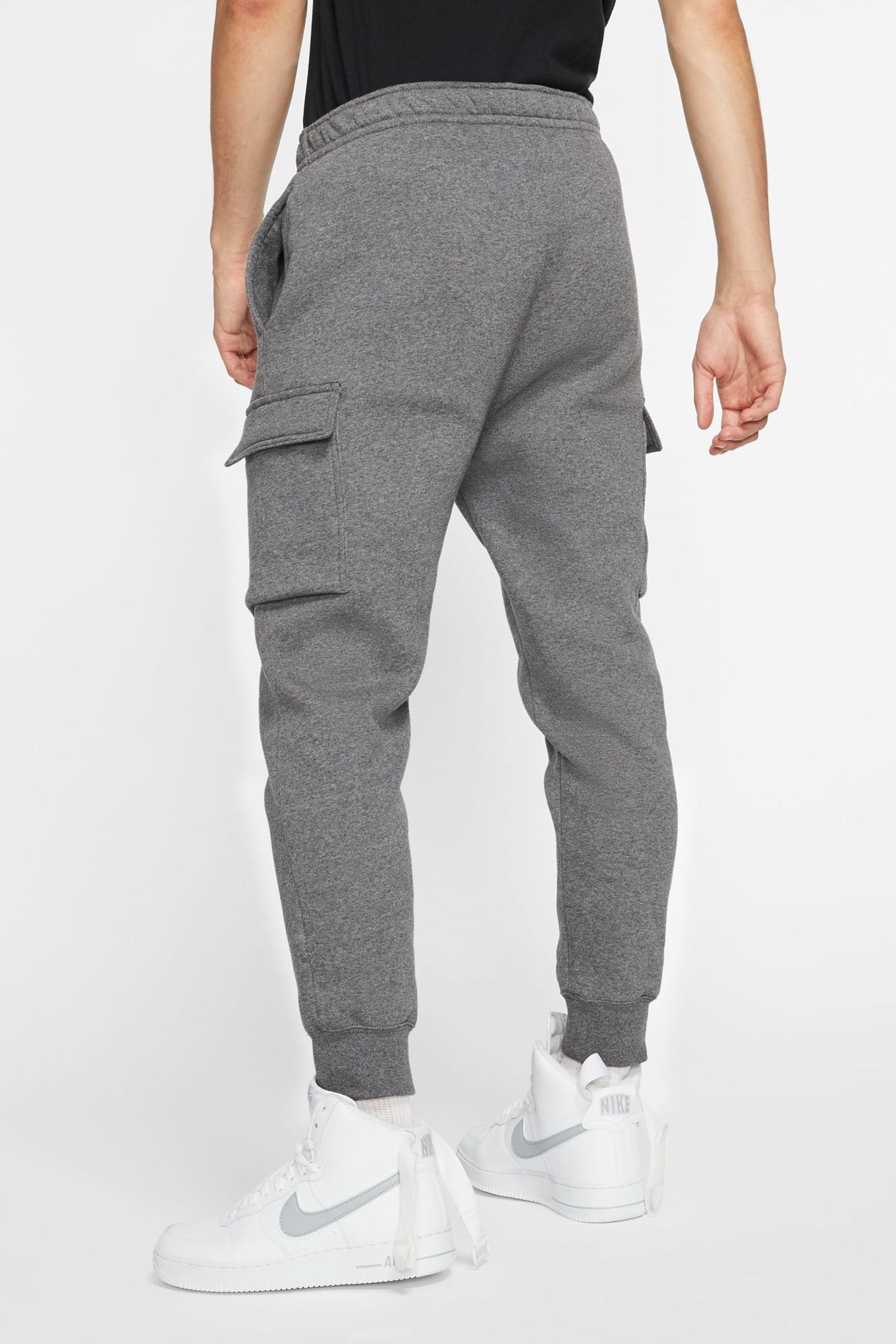 Nike club best sale cargo pants
