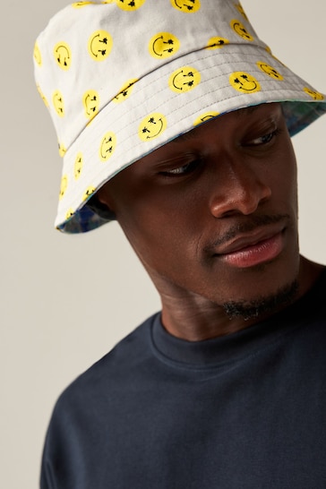 Smiley/Tie Dye Reversible Bucket Hat