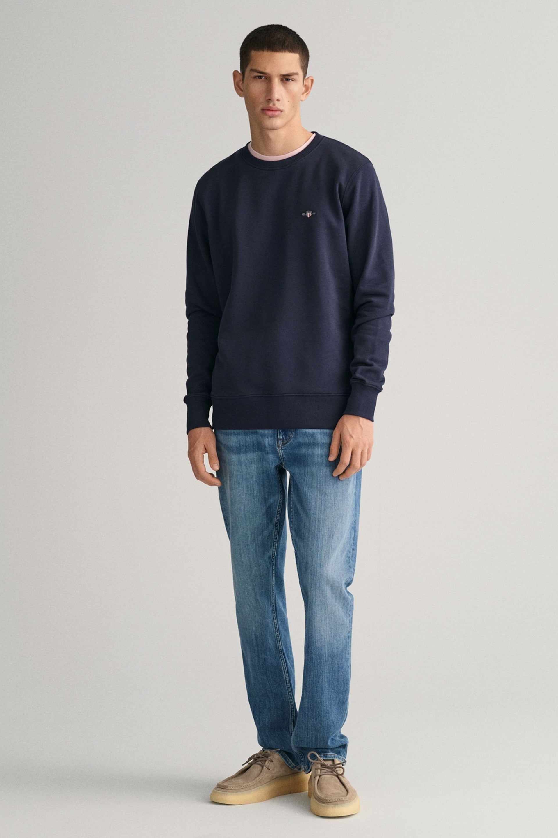 GANT Shield Crew Neck Sweatshirt - Image 3 of 5