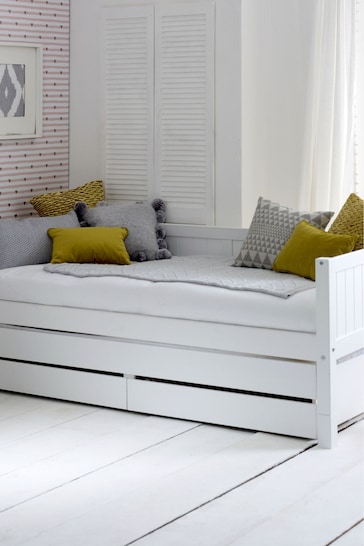 Flexa Kids White Nordic Daybed With Storage Drawers And Pull-Out Bed