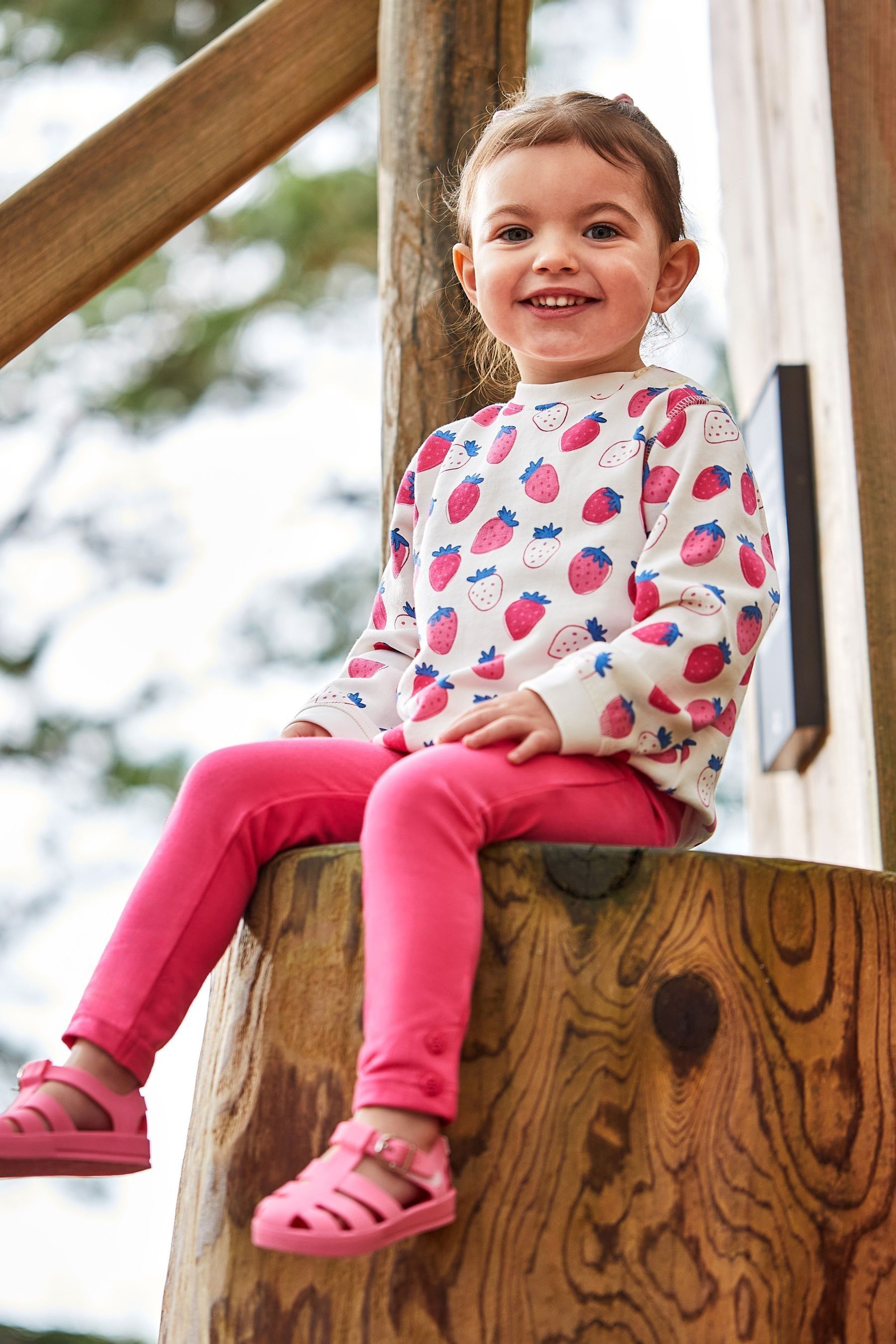 Red jelly sandals for toddlers shop