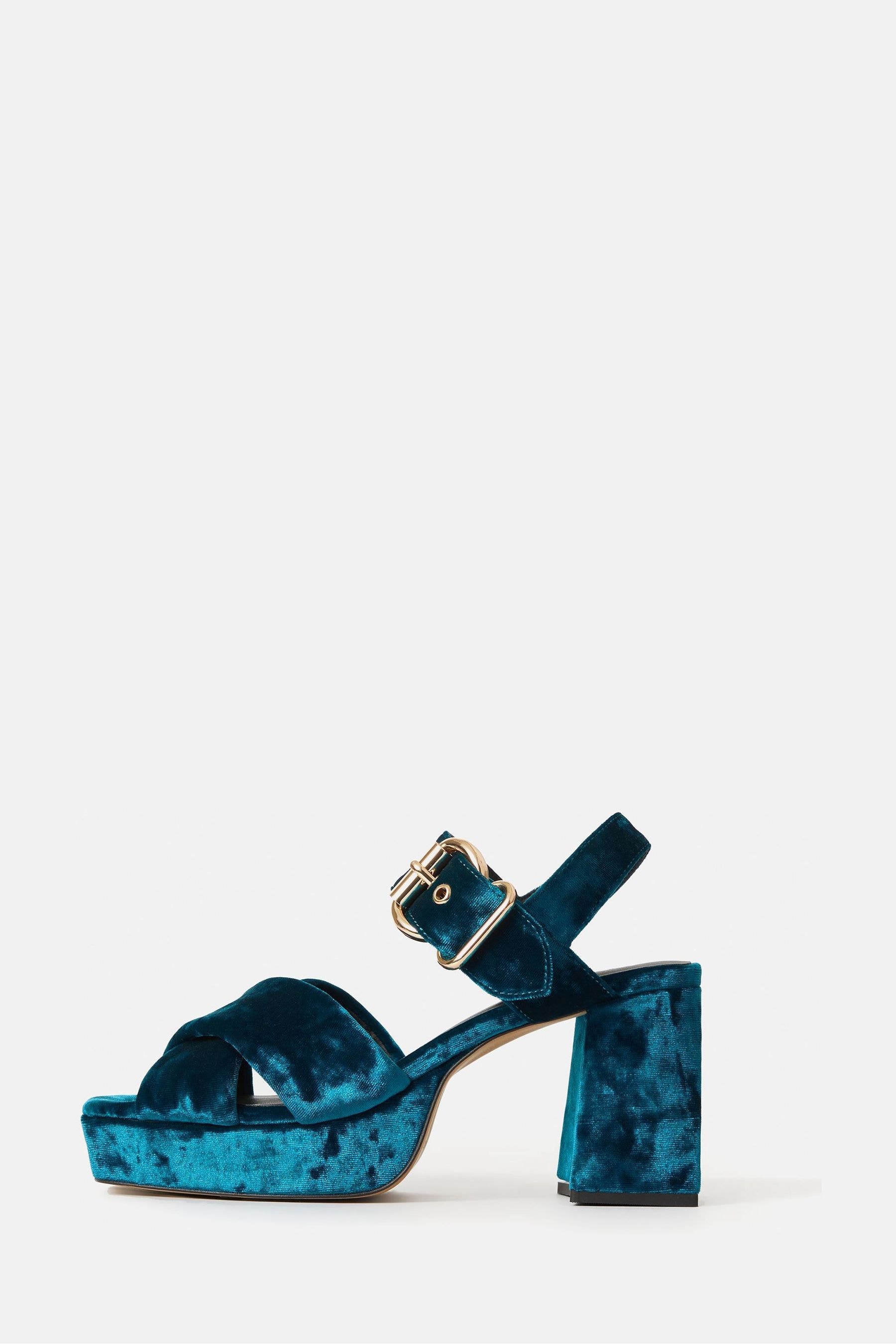 Jigsaw sandals outlet