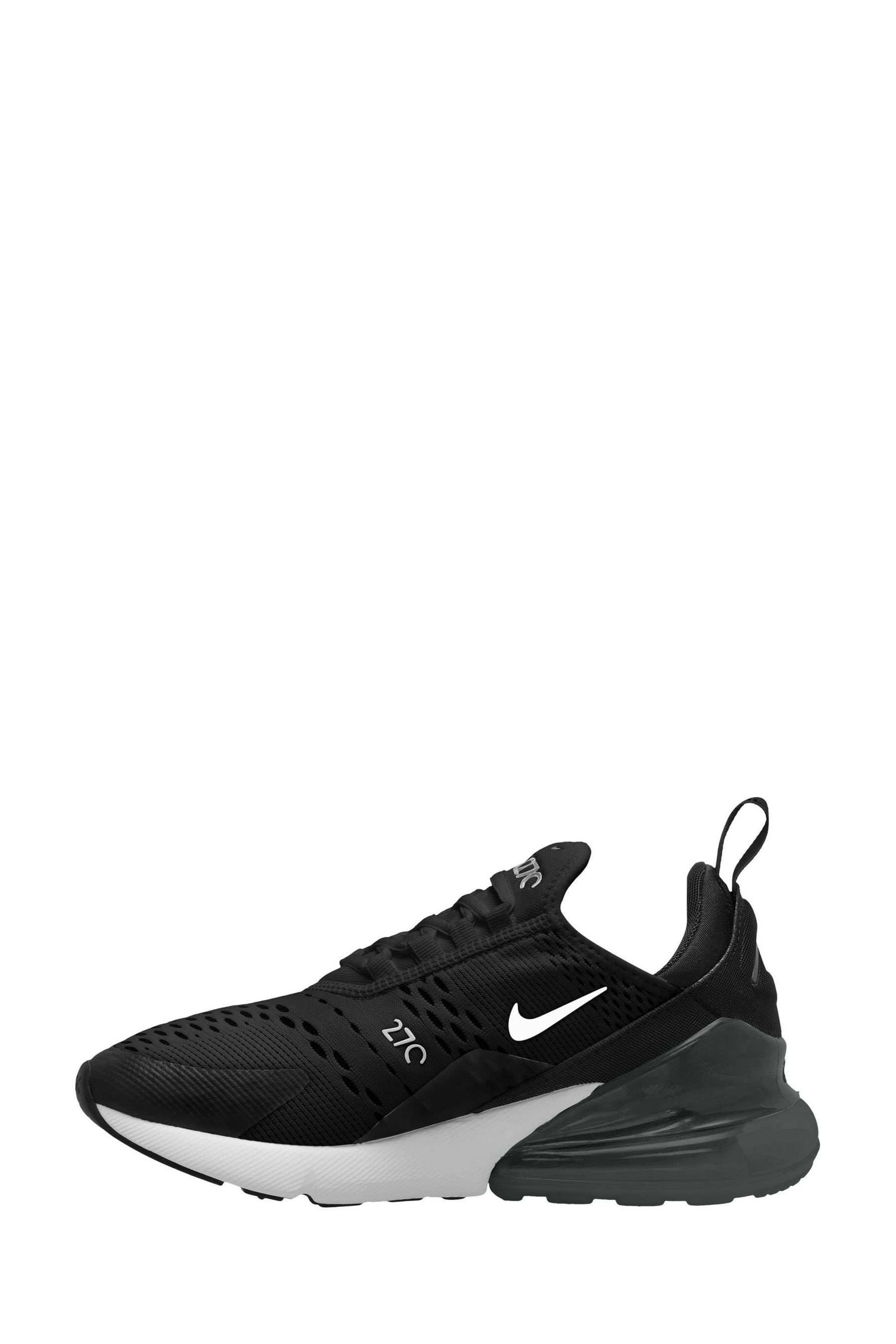 Nike 270 black and white size 4 shop