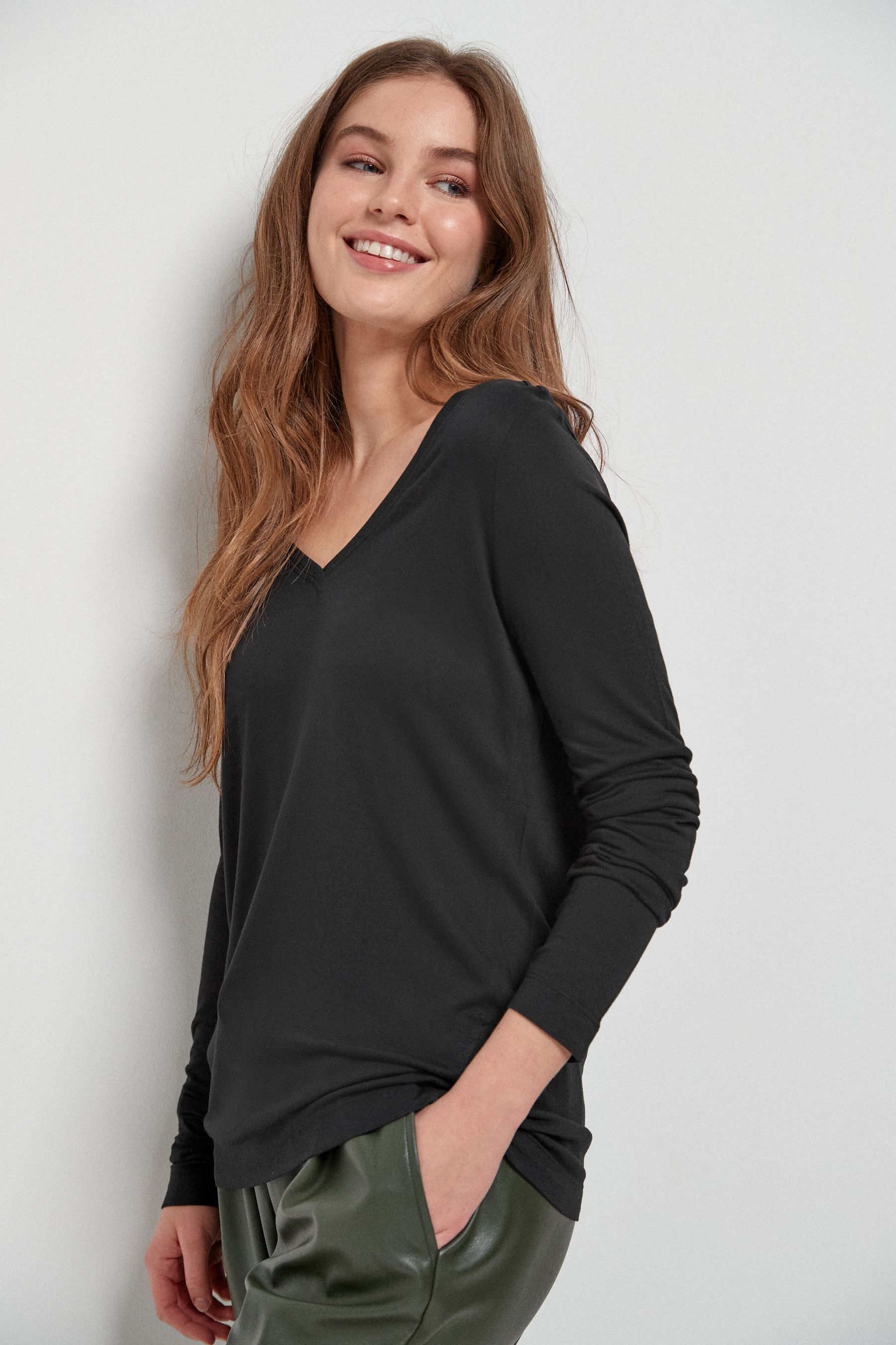Black Print Slouch V Neck Long Sleeve T Shirt
