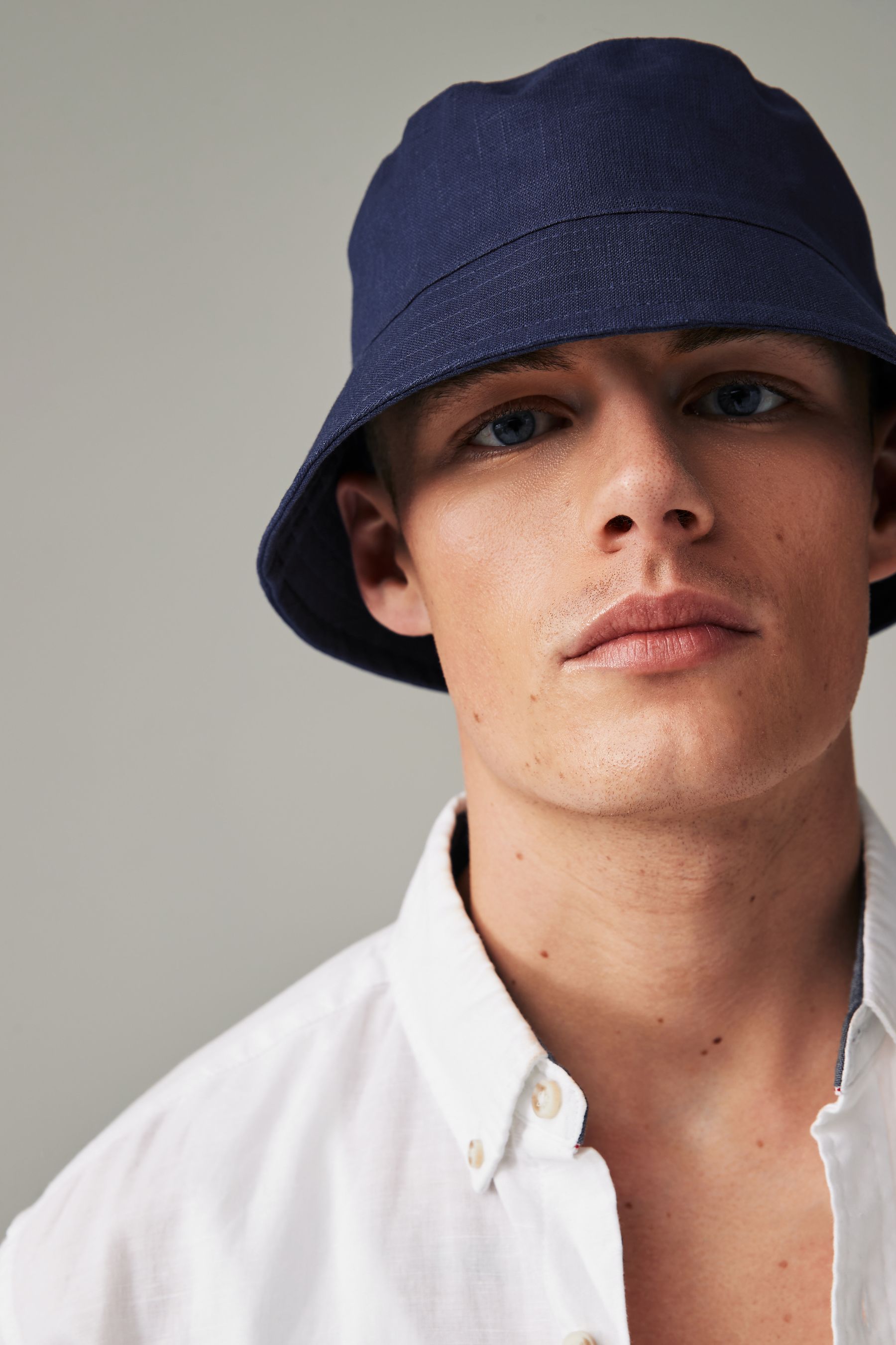 Navy blue bucket hat new arrivals