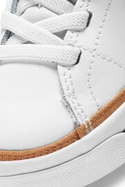 Nike White/Black Infant Court Legacy Trainers - Image 9 of 10