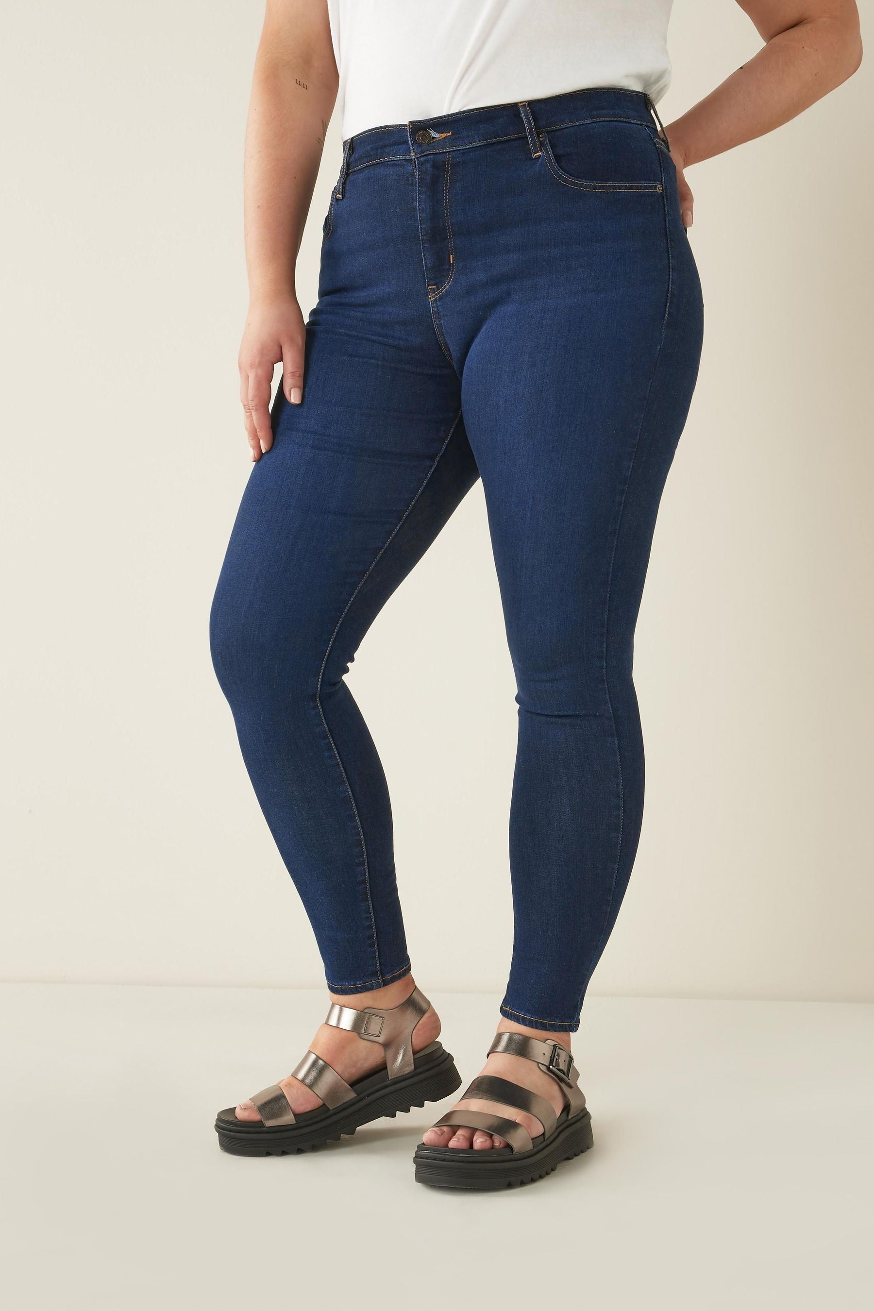 Buy Levi s Dark Wash Curve 721 High Rise Skinny Jeans from Next Slovenia