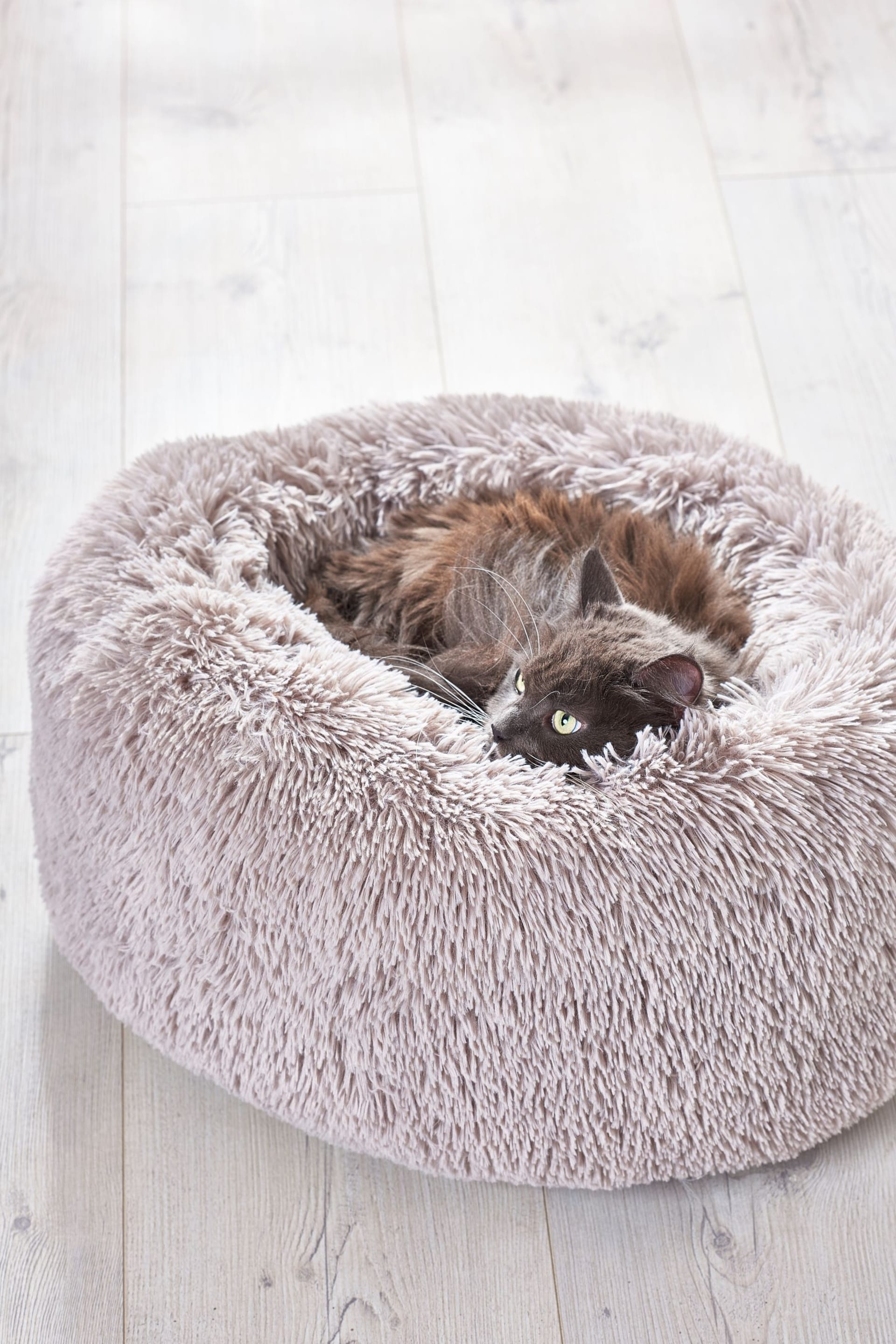 Grey Round Faux Fur Pet Bed - Image 2 of 4