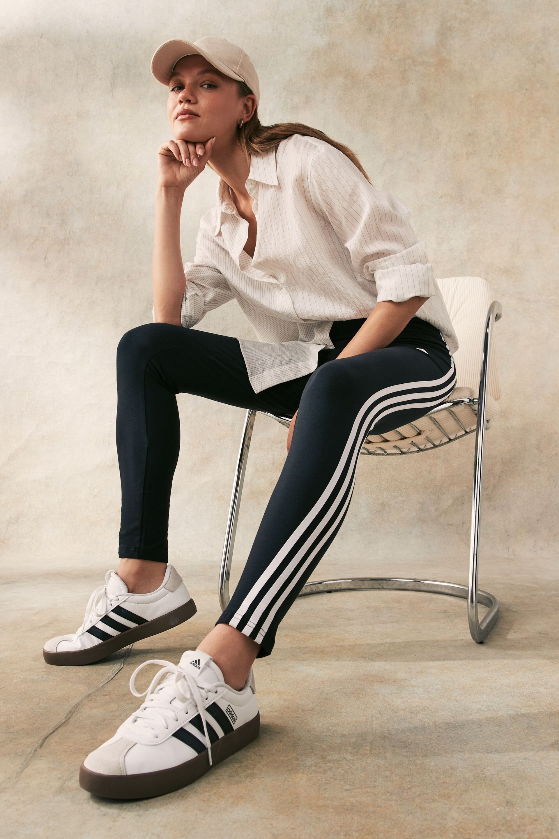 adidas Black Sportswear Future Icons 3-Stripes Leggings - Image 4 of 6